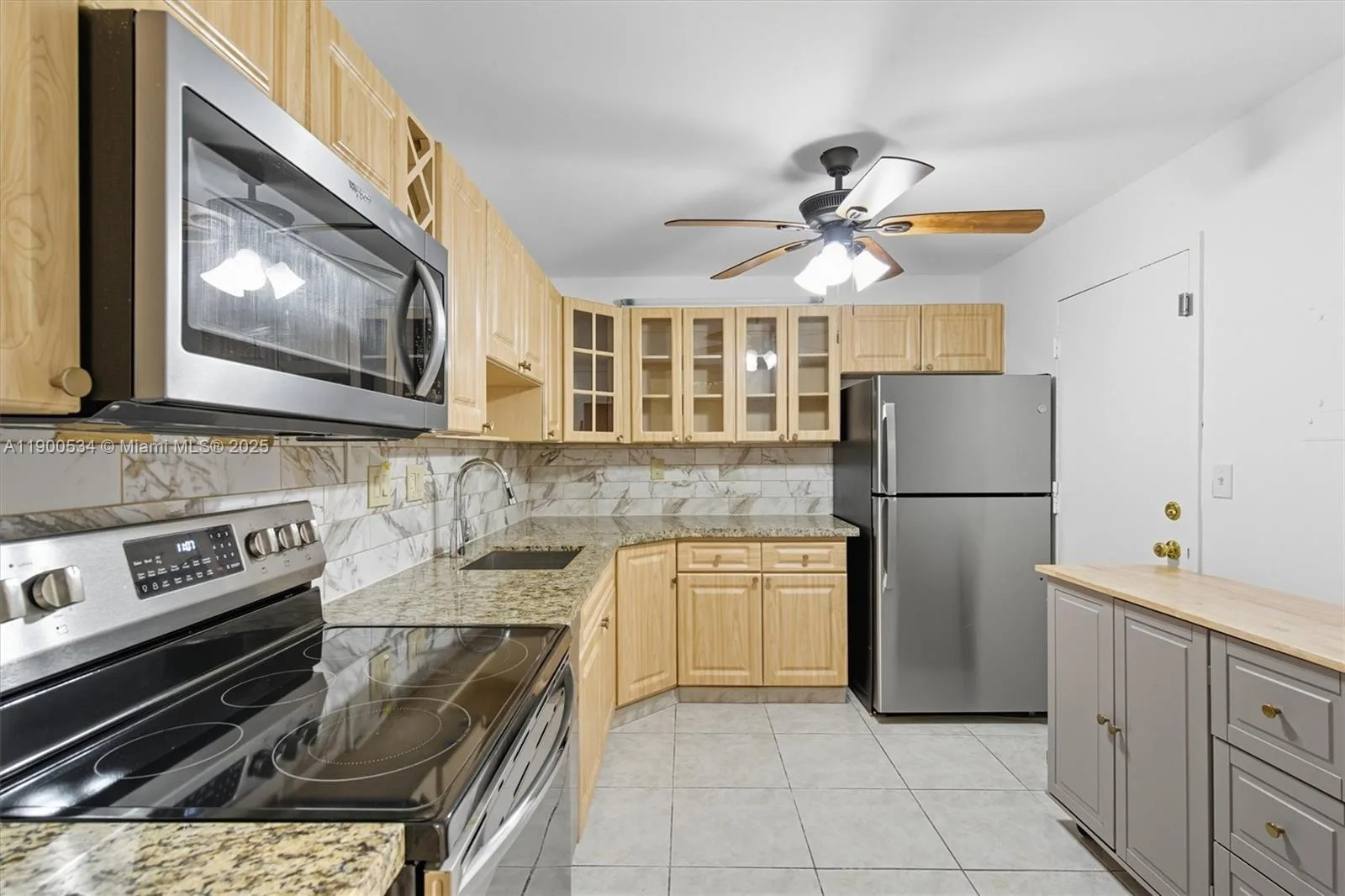 1833 S Ocean Dr # 1809, Hallandale Beach, FL 33009 photo 11