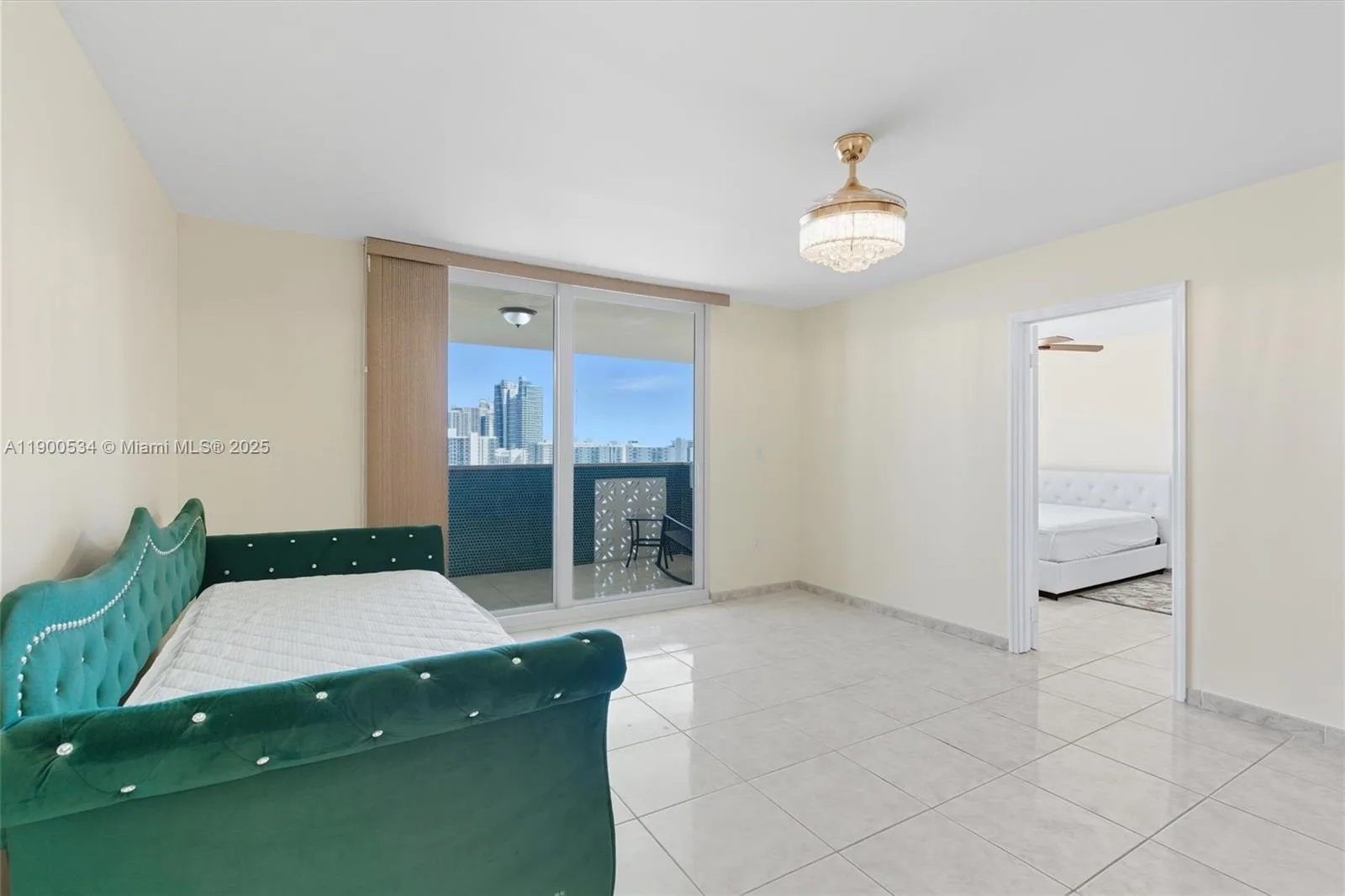1833 S Ocean Dr # 1809, Hallandale Beach, FL 33009 photo 9