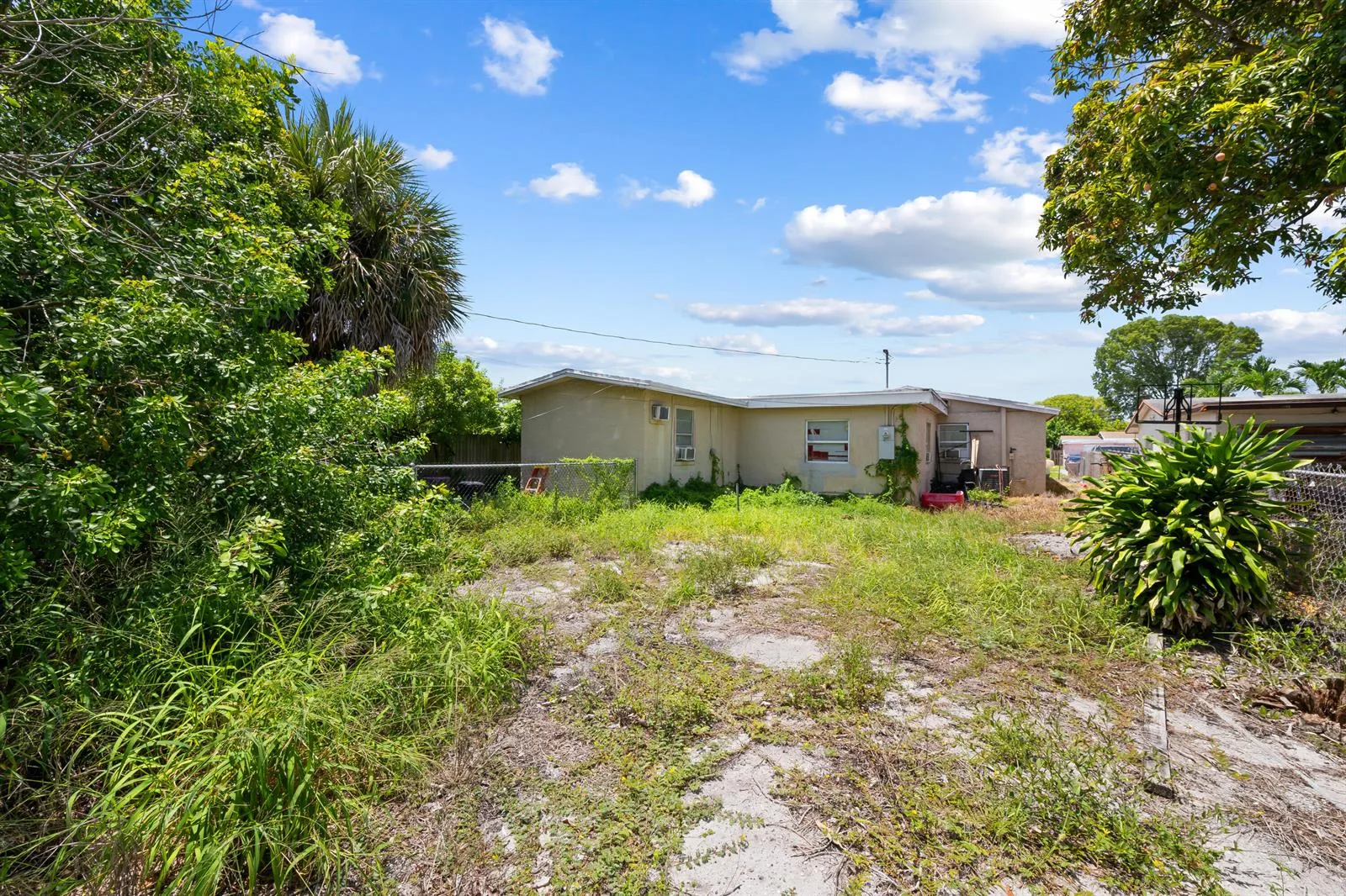 242 SW 3RD Street, Deerfield Beach, FL 33441 photo 5