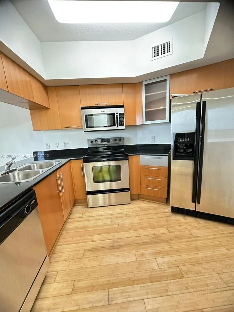 1750 N Bayshore Dr # 3115, Miami, FL 33132