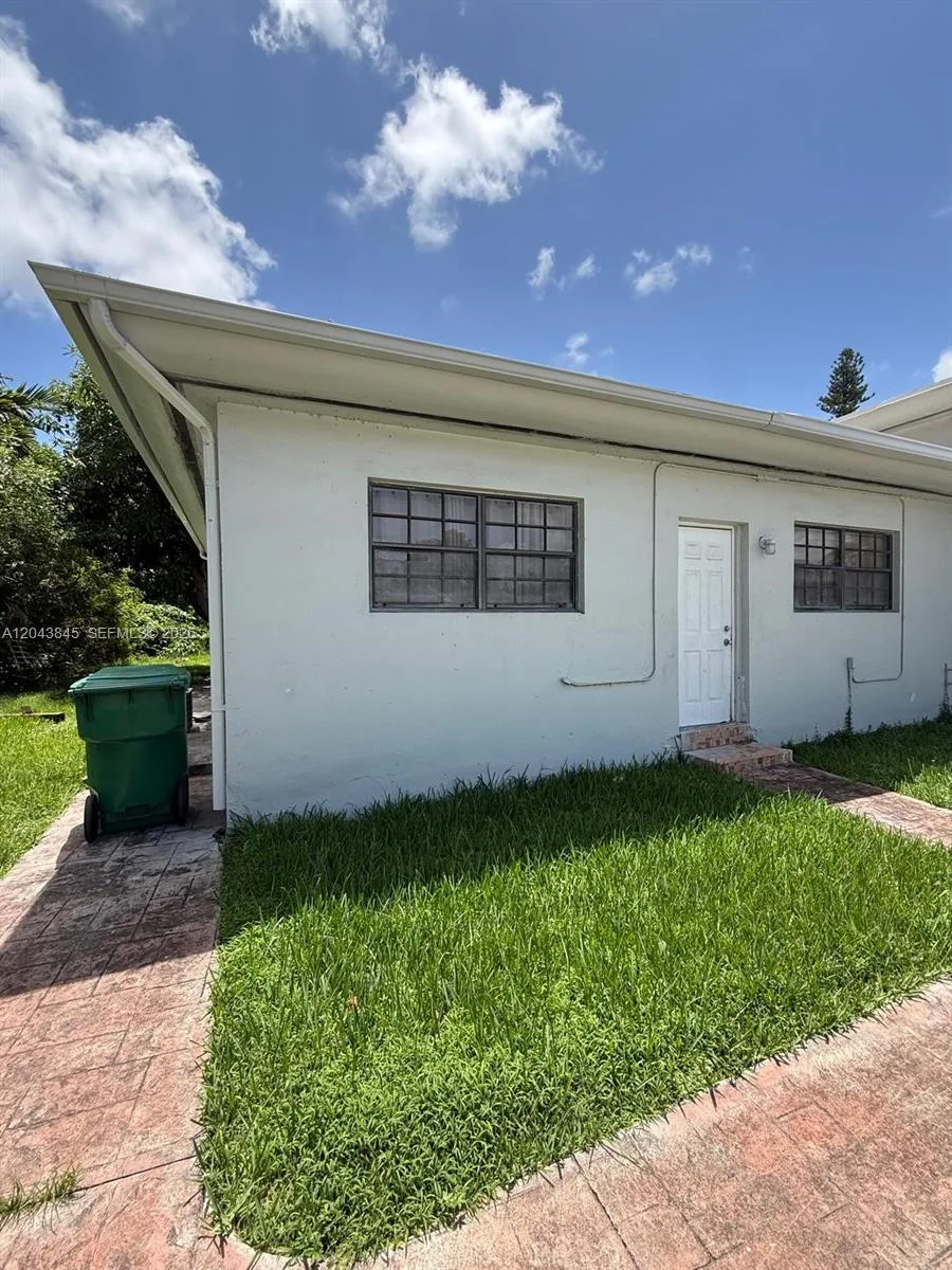 1301 NE 110th St # 3, Miami, FL 33161 photo 7