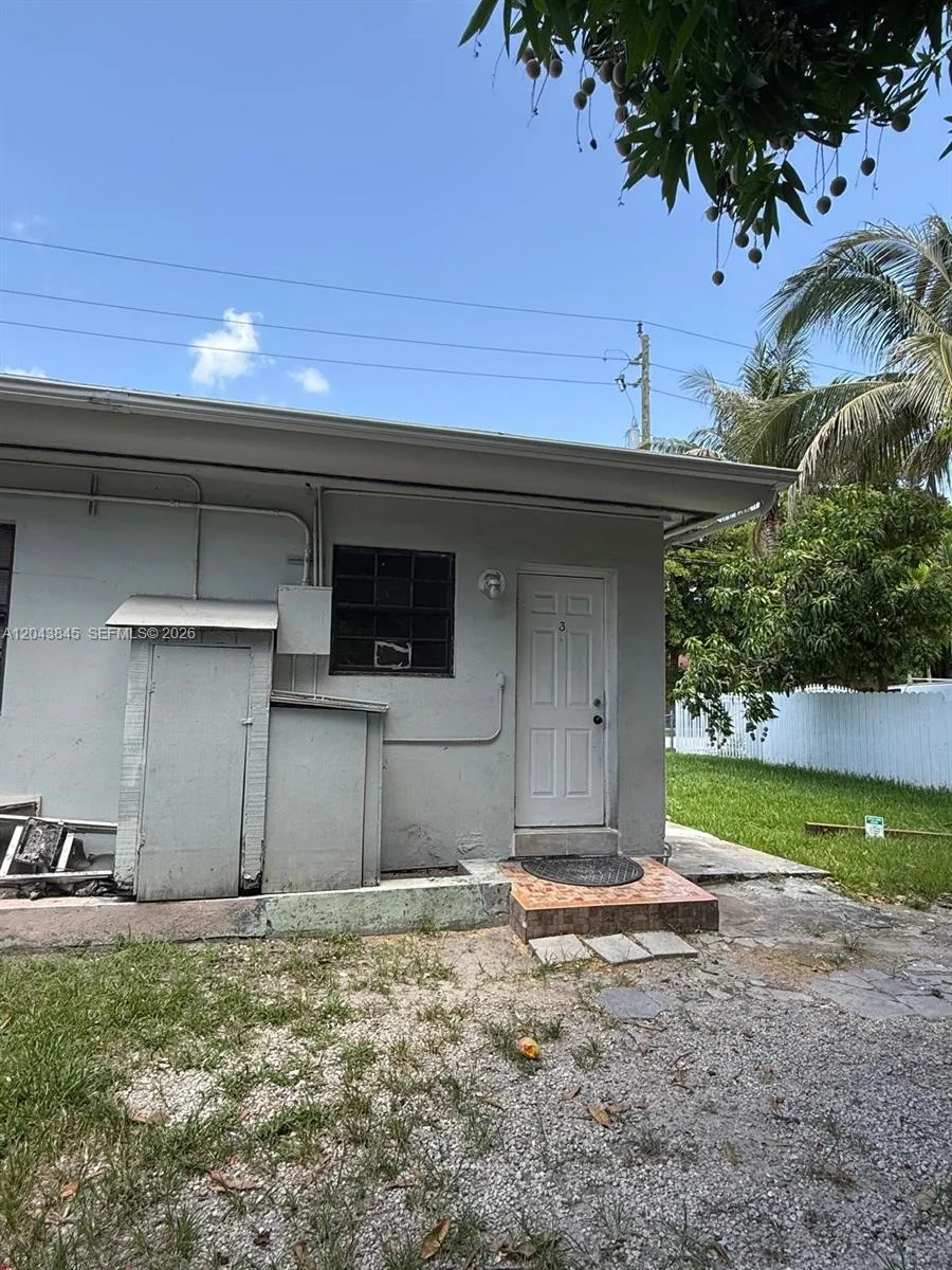 1301 NE 110th St # 3, Miami, FL 33161 photo 9