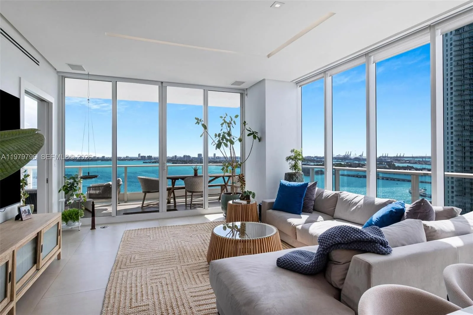 2020 N Bayshore Dr # 2510, Miami, FL 33137