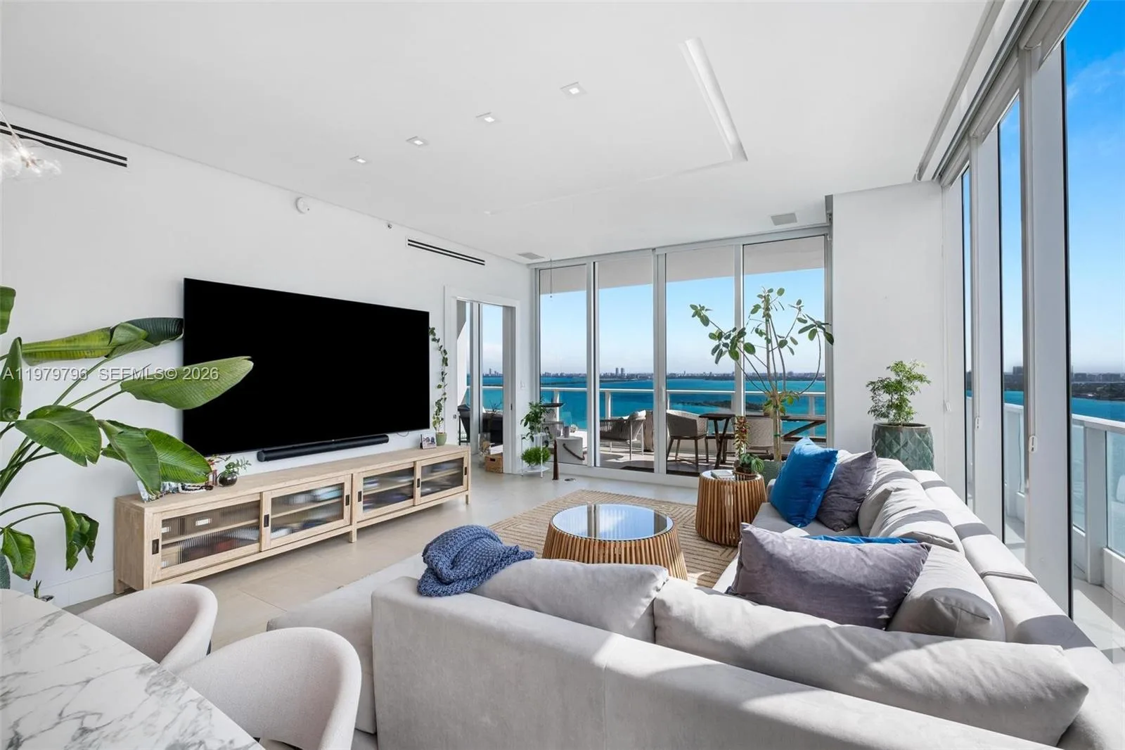2020 N Bayshore Dr # 2510, Miami, FL 33137 photo 4