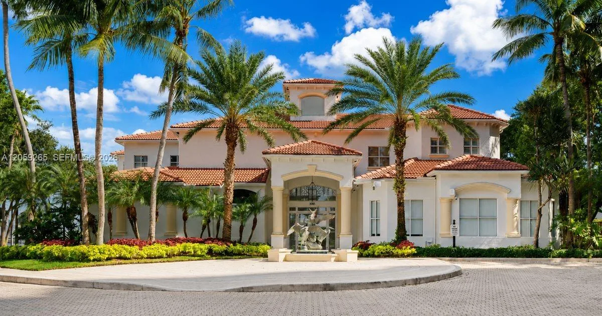 3105 NE 184th St # 7102, Aventura, FL 33160 photo 3