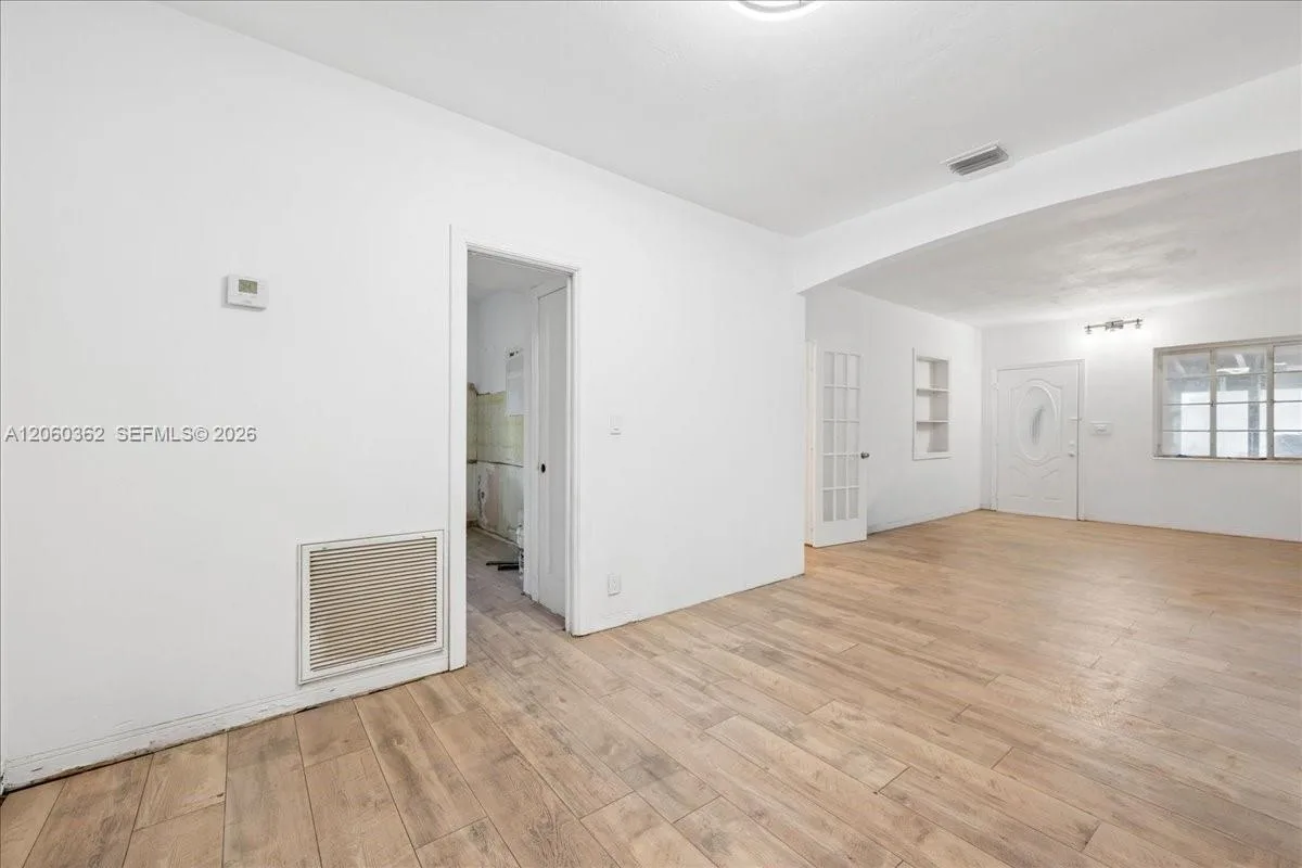 2750 SW 26th St # MAIN, Miami, FL 33133 photo 10