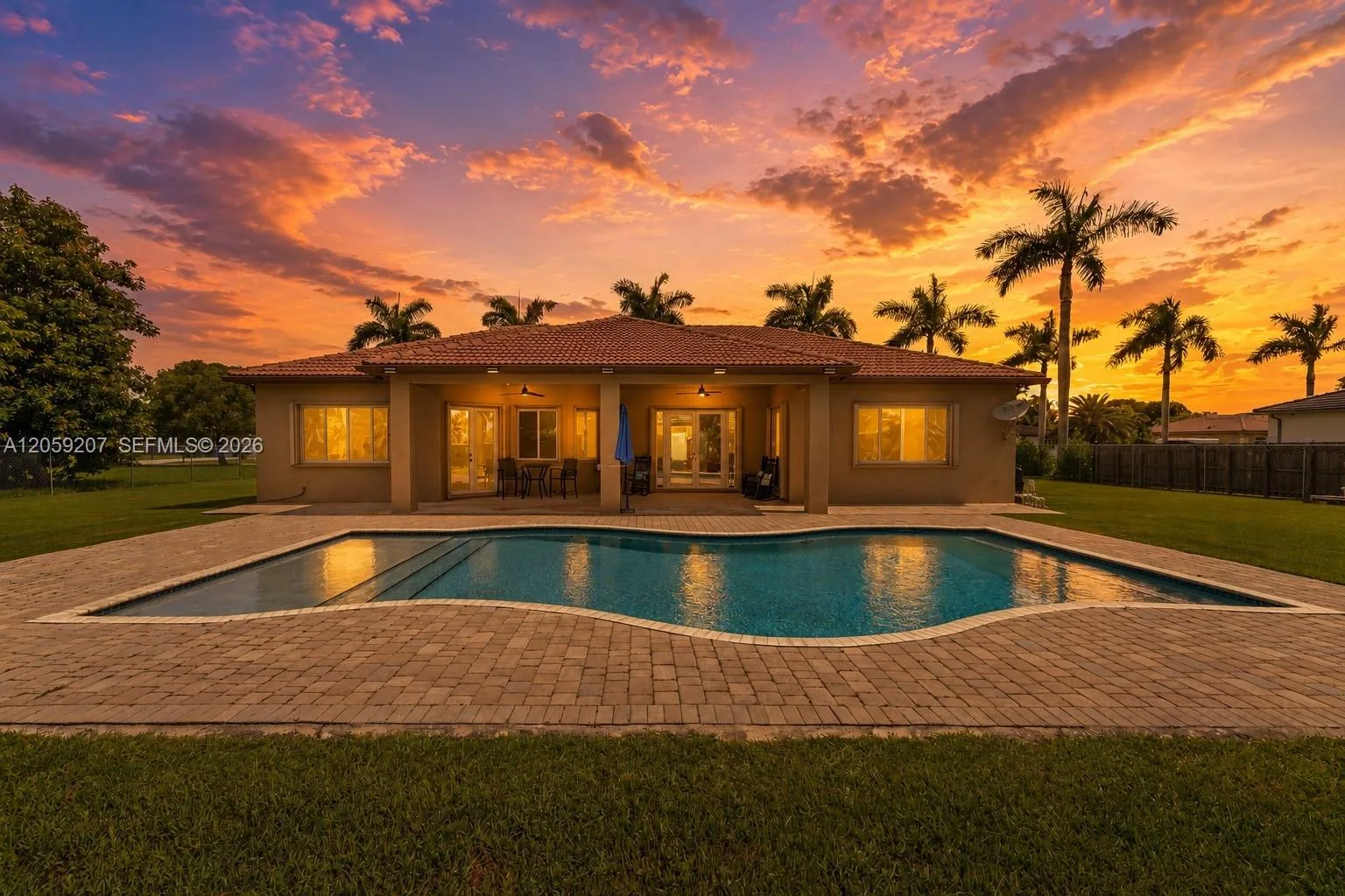 20464 SW 325th St, Homestead, FL 33030 photo 5