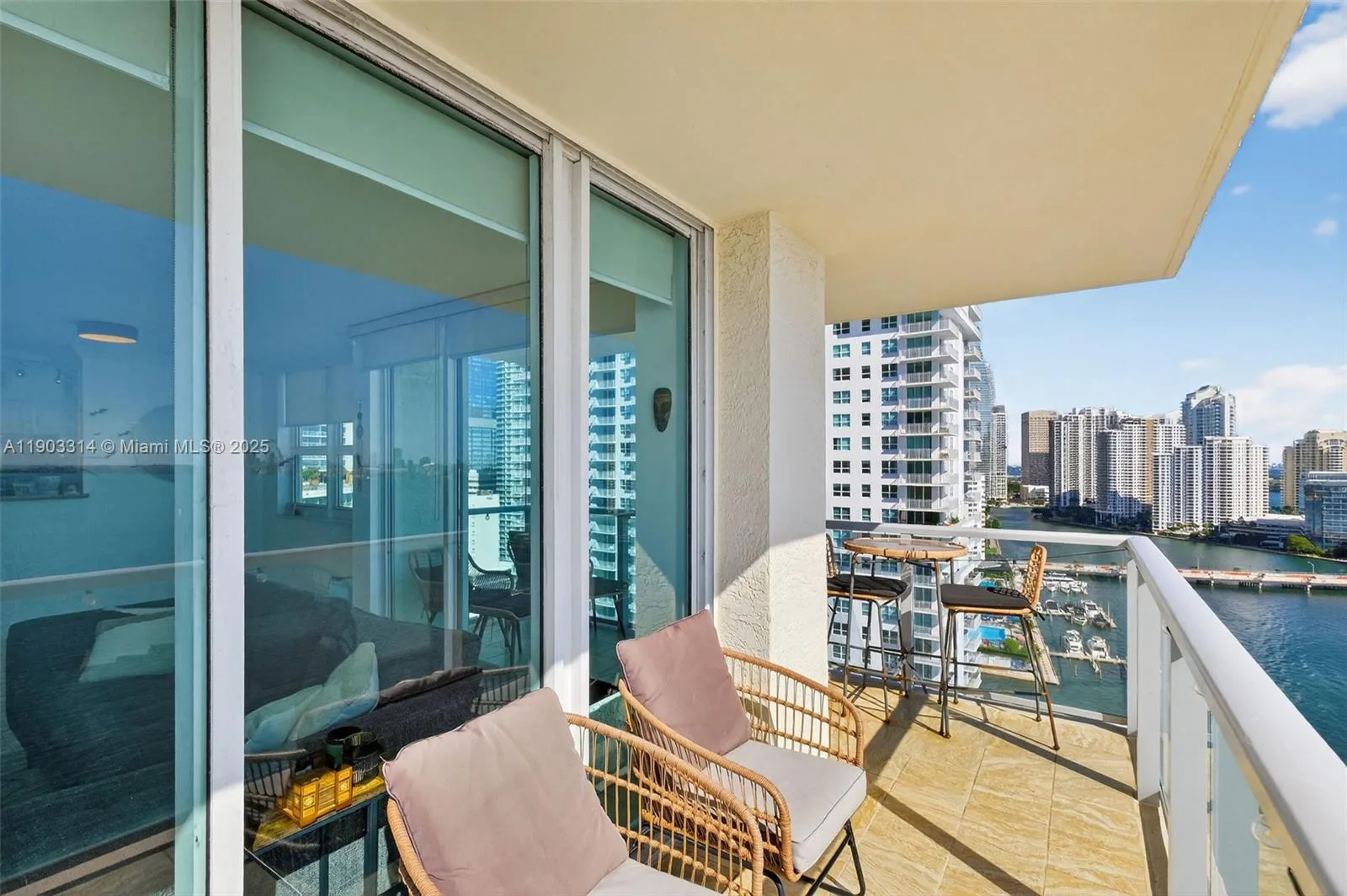 1155 Brickell Bay Dr # 2210, Miami, FL 33131 photo 3