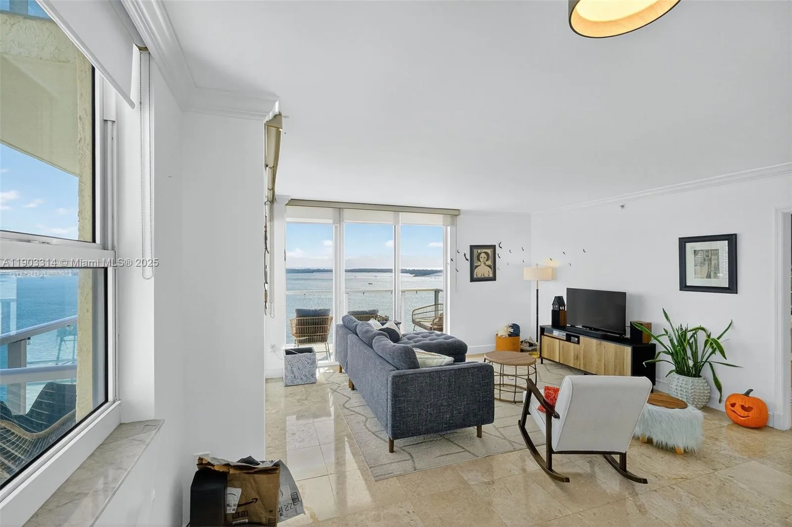 1155 Brickell Bay Dr # 2210, Miami, FL 33131 photo 5