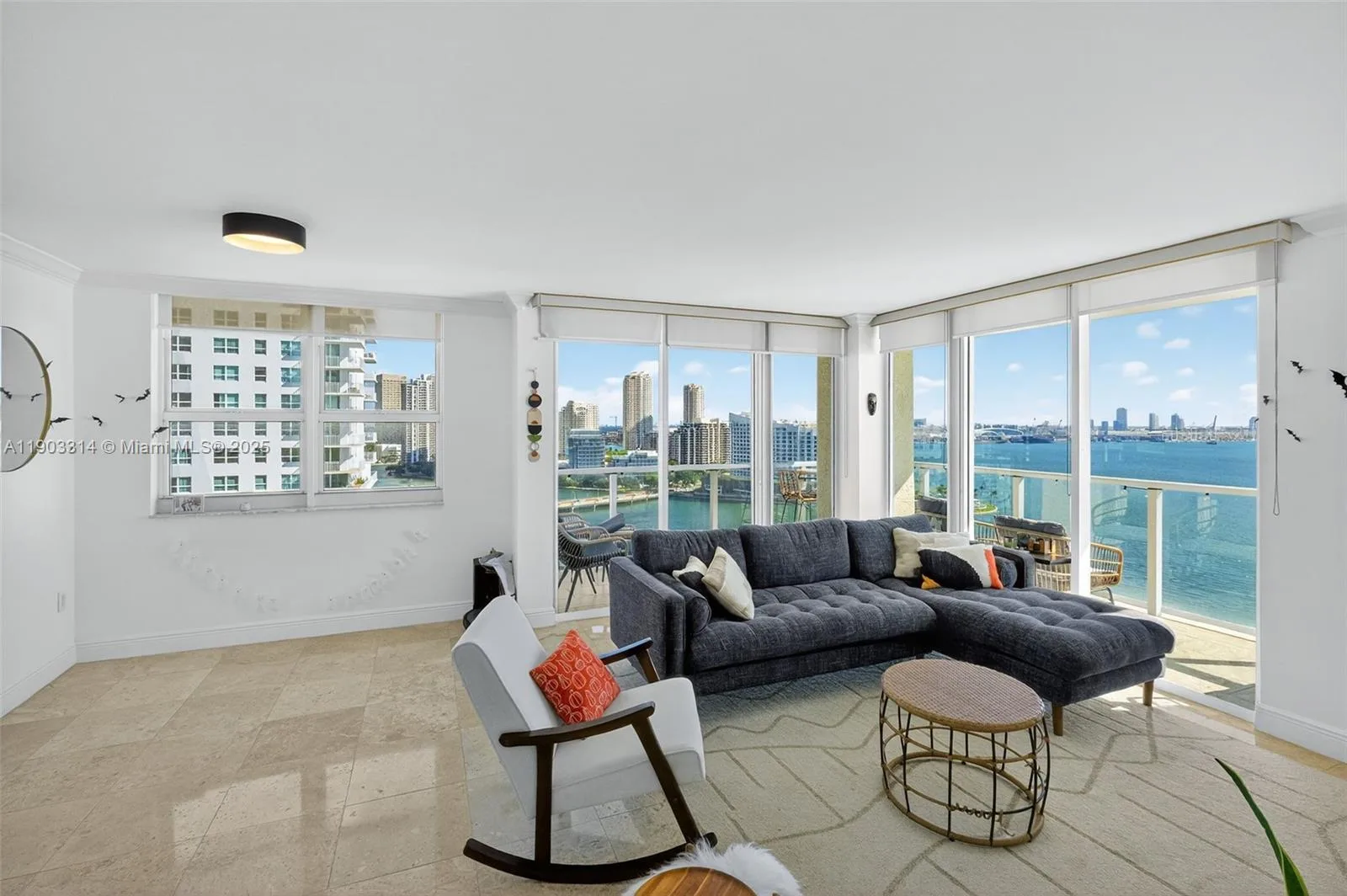 1155 Brickell Bay Dr # 2210, Miami, FL 33131 photo 6