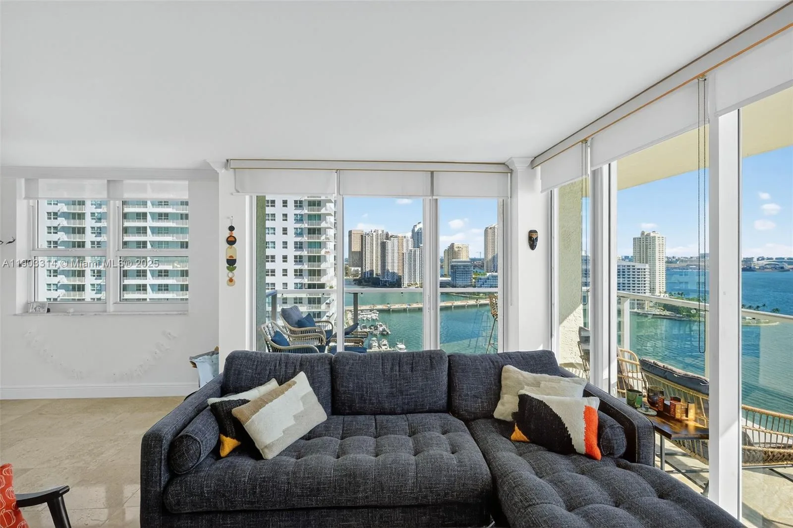 1155 Brickell Bay Dr # 2210, Miami, FL 33131 photo 8