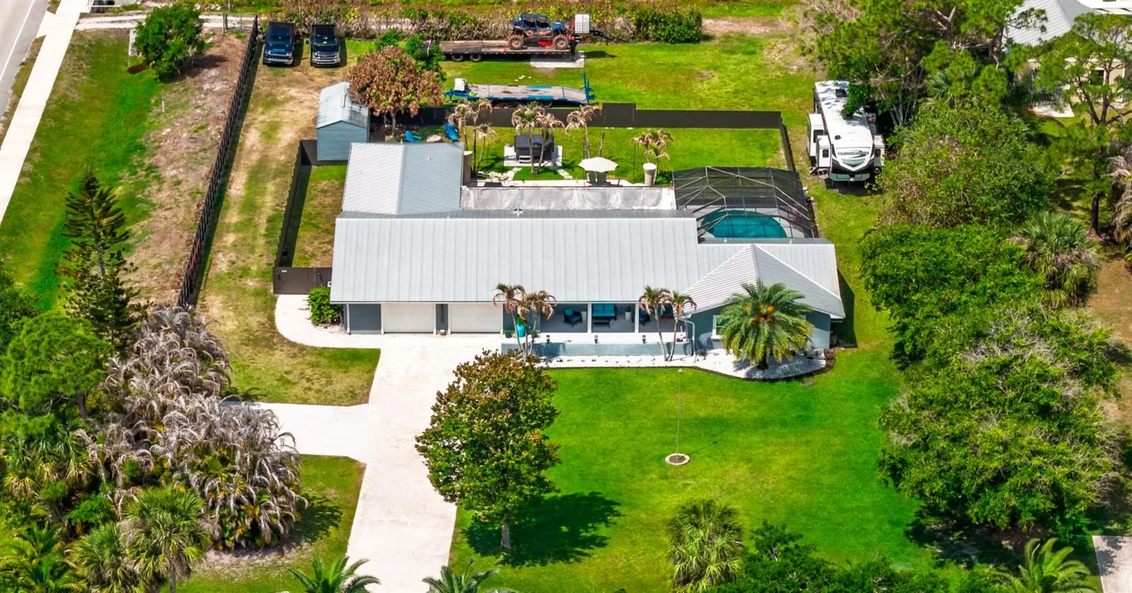 5588 SE Lamay Drive, Stuart, FL 34997 photo 3