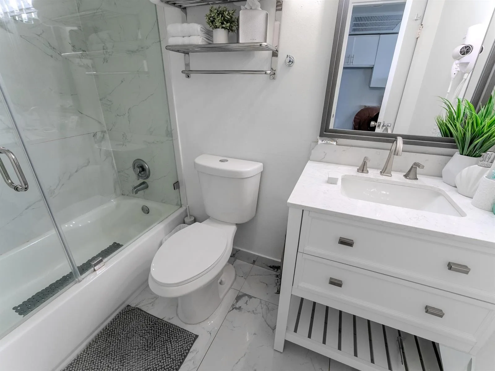 19201 Collins Avenue # 1038, Sunny Isles Beach, FL 33160 photo 11