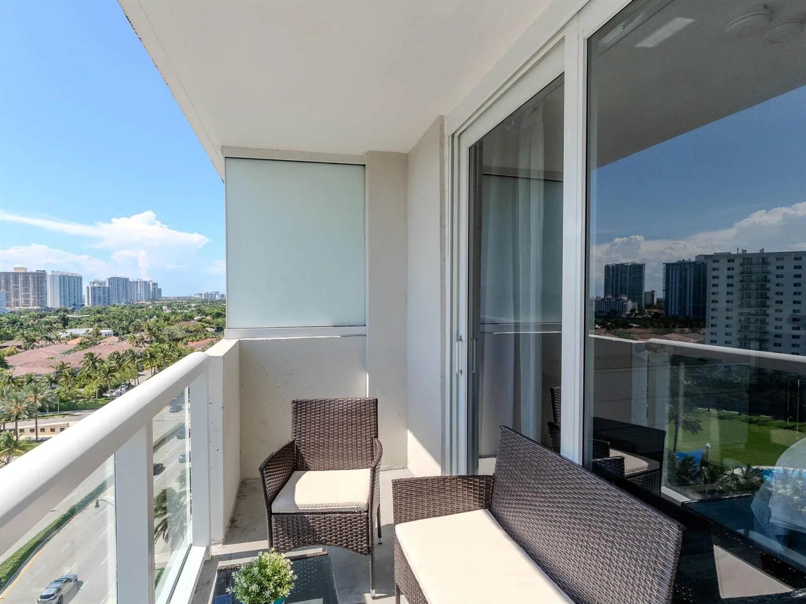 19201 Collins Avenue # 1038, Sunny Isles Beach, FL 33160 photo 3