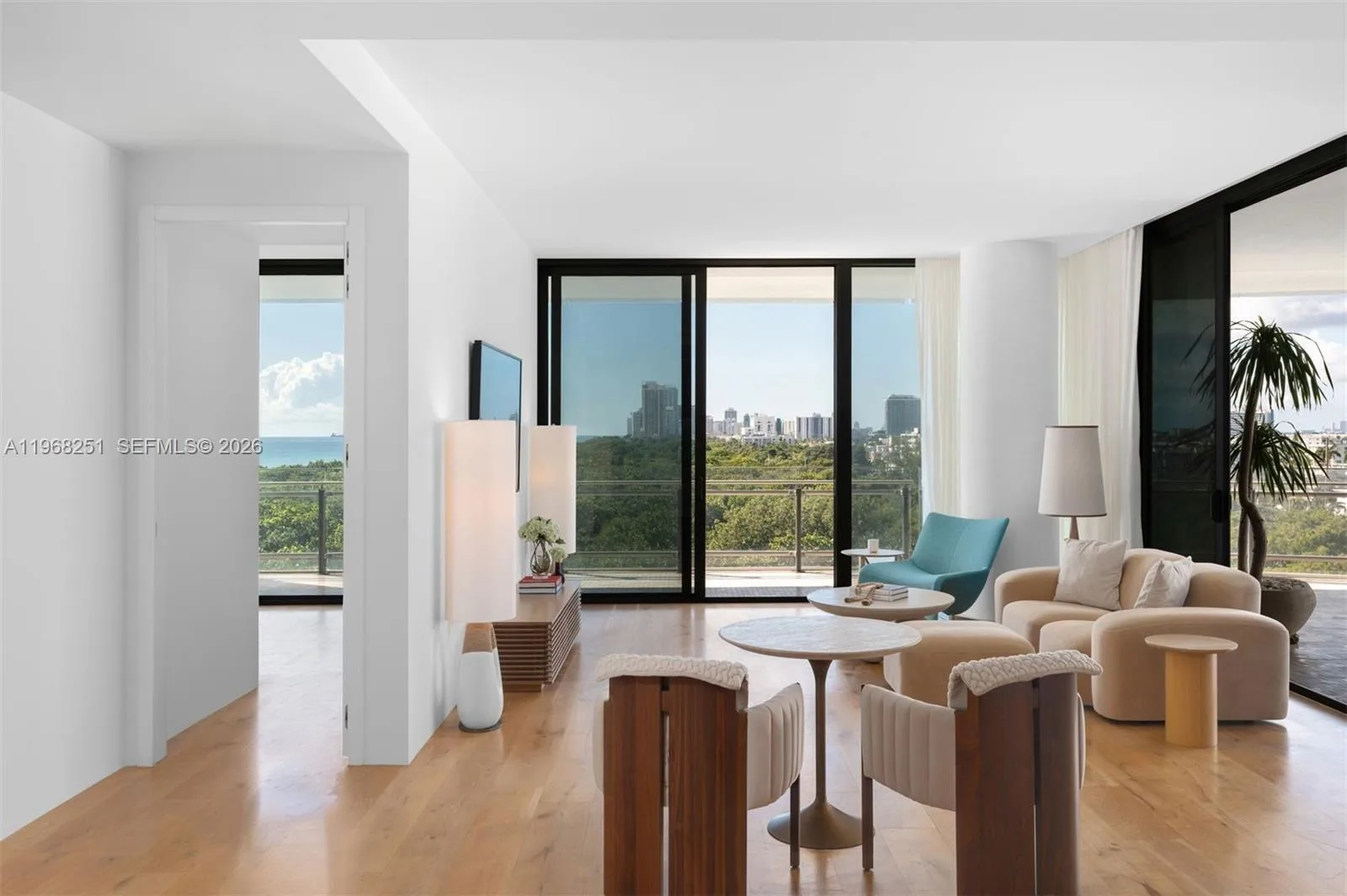 8701 Collins Ave # 606, Miami Beach, FL 33154