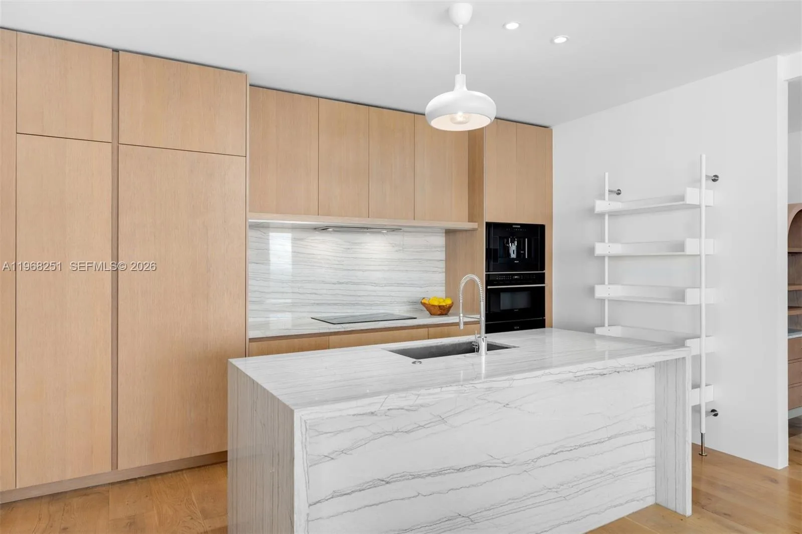 8701 Collins Ave # 606, Miami Beach, FL 33154 photo 3