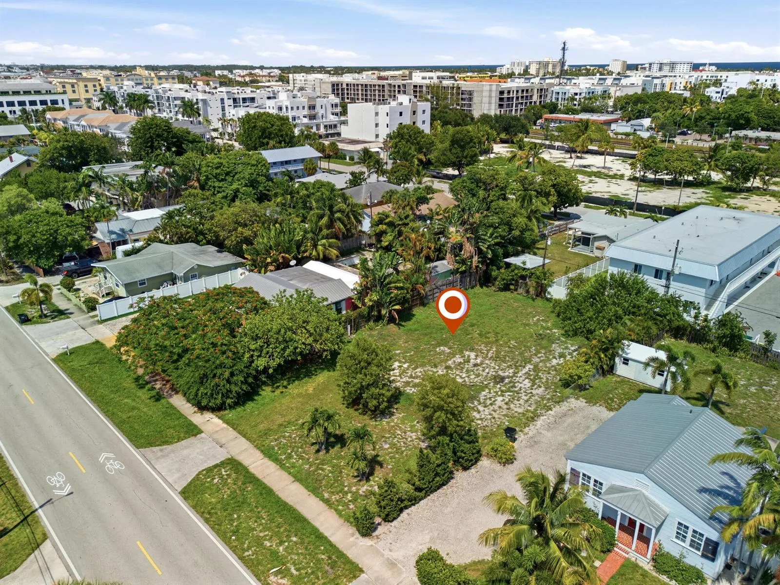 233 S SWINTON Avenue, Delray Beach, FL 33444 photo 12