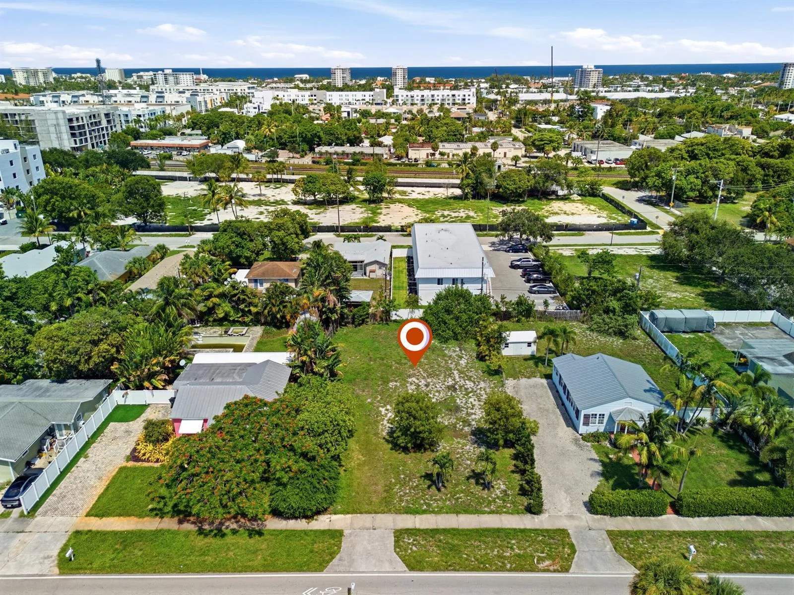 233 S SWINTON Avenue, Delray Beach, FL 33444 photo 13