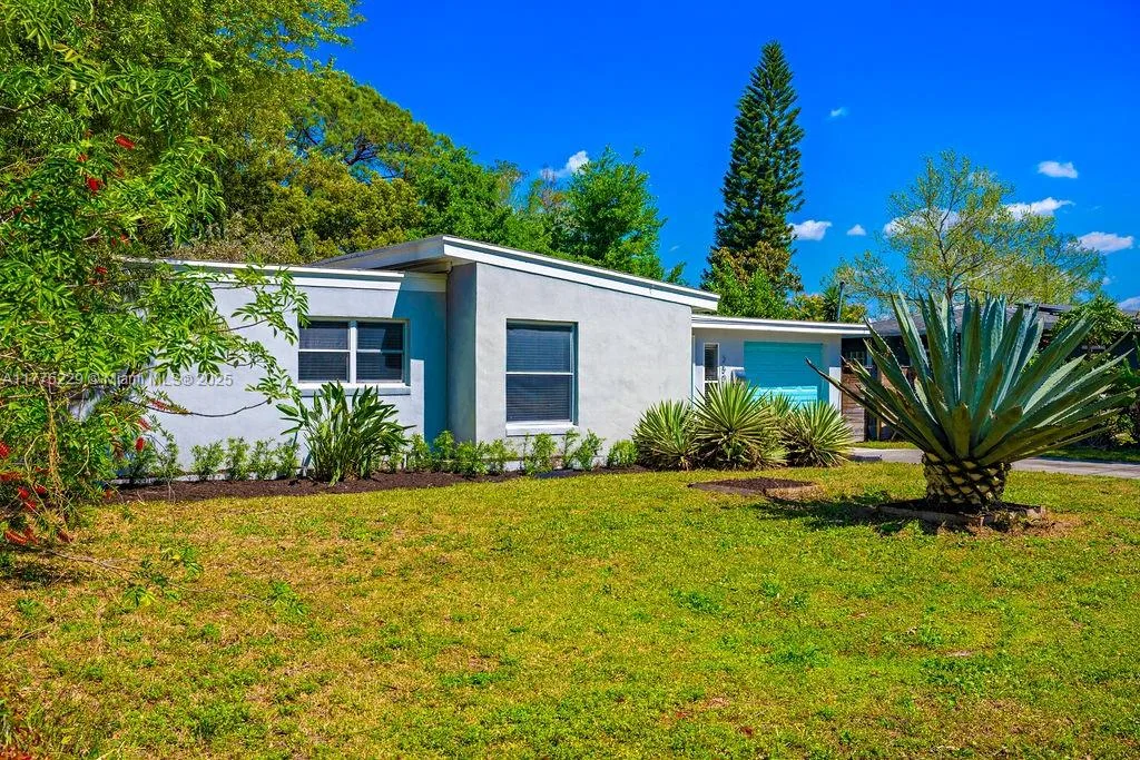 2501 Weber, Orlando, FL 32803