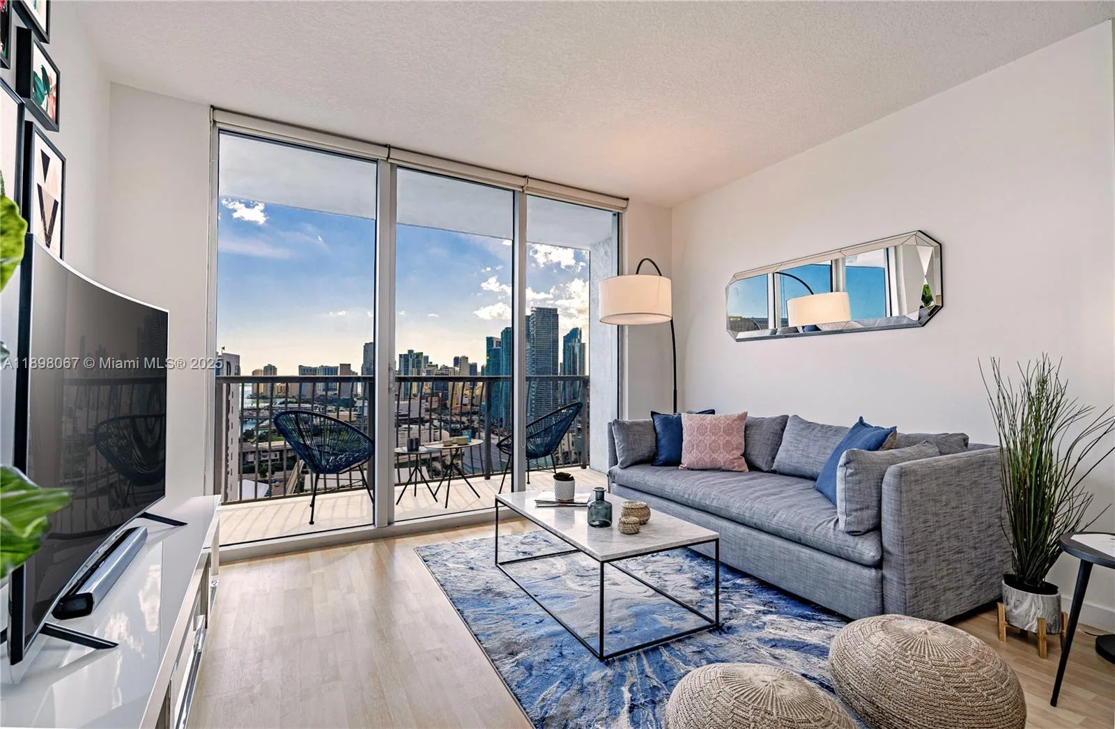 1750 N Bayshore Dr # 3906, Miami, FL 33132