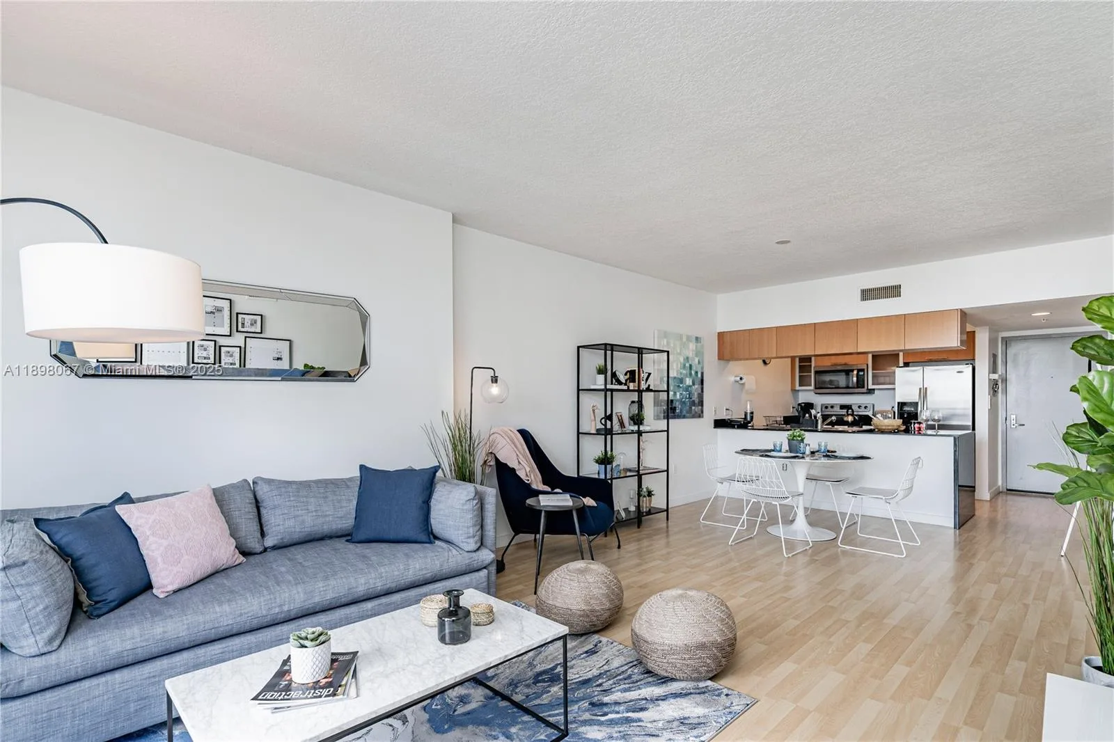 1750 N Bayshore Dr # 3906, Miami, FL 33132 photo 3