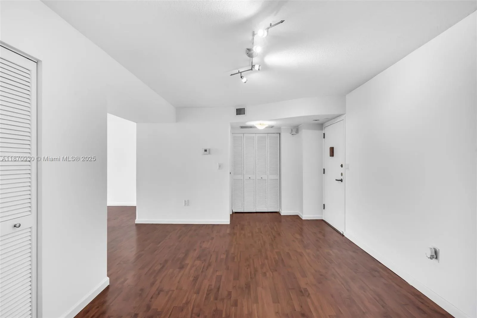 2333 Brickell Ave # 2708, Miami, FL 33129 photo 13