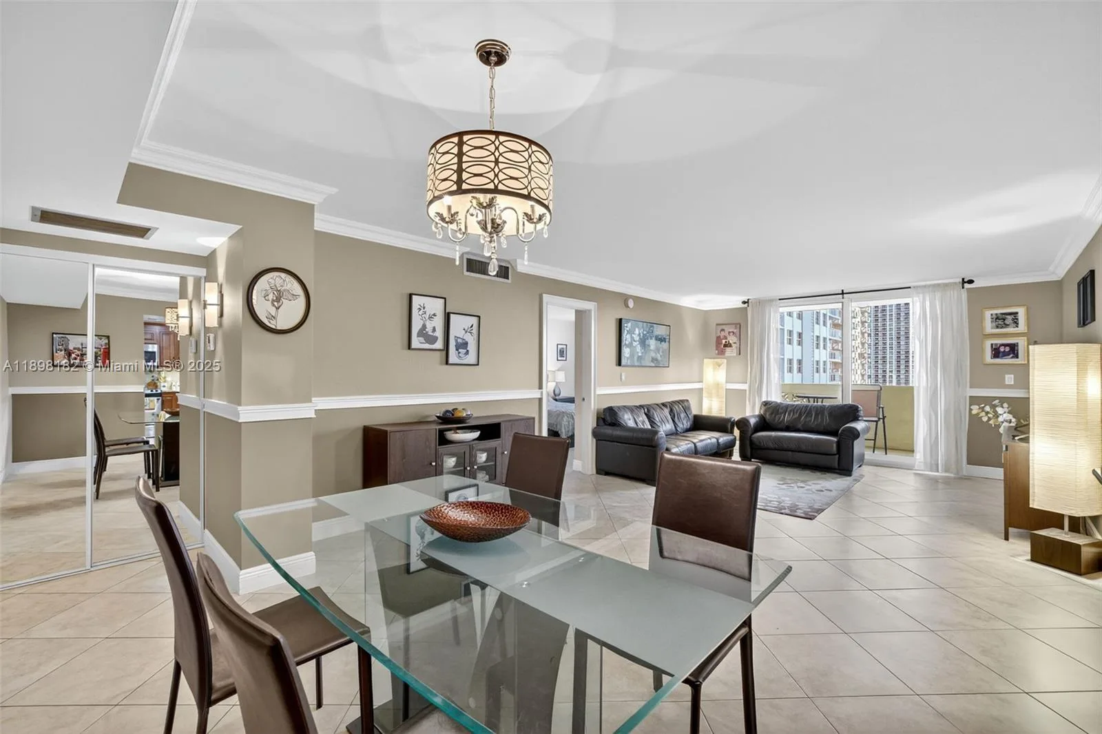 1833 S Ocean Dr # 1004, Hallandale Beach, FL 33009 photo 10