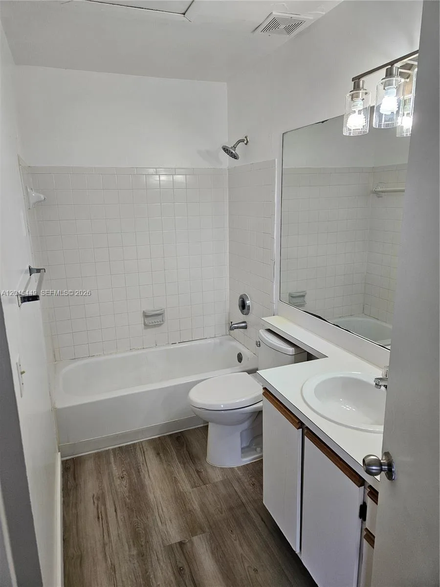 18306 NW 68th Ave # H, Hialeah, FL 33015 photo 12