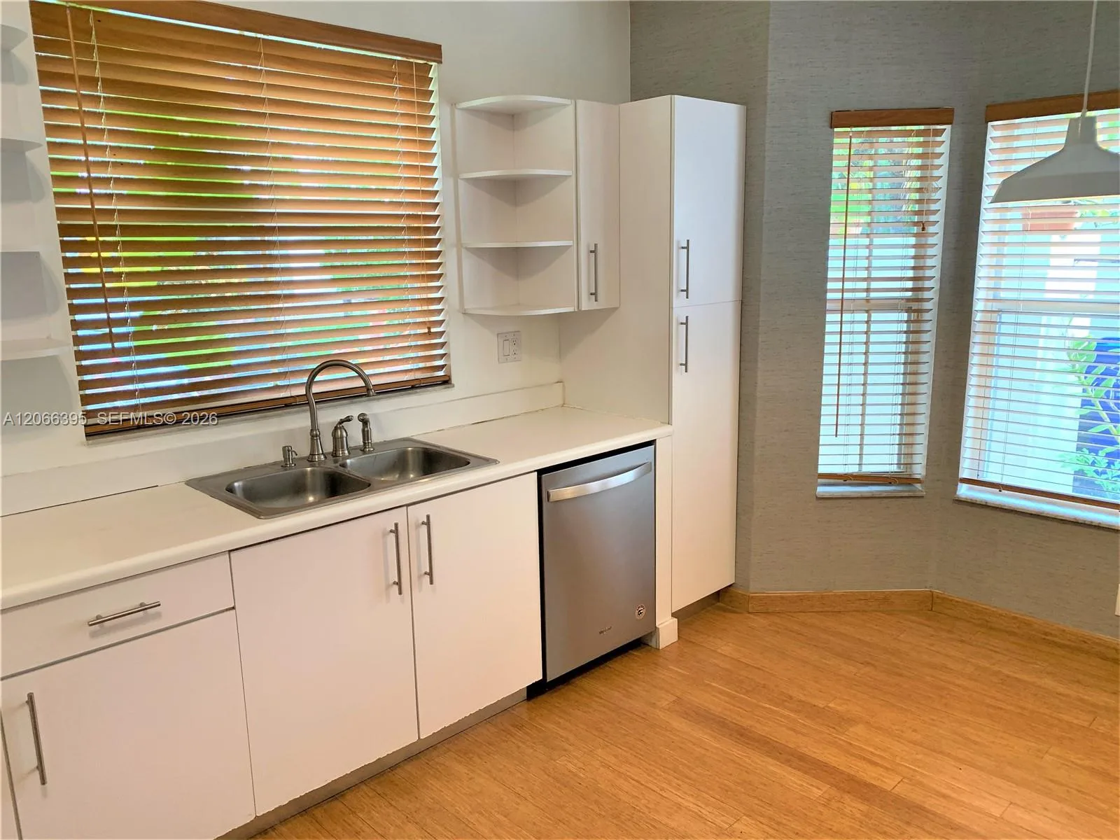 1130 Buttonwood Ln # -, Hollywood, FL 33019 photo 13