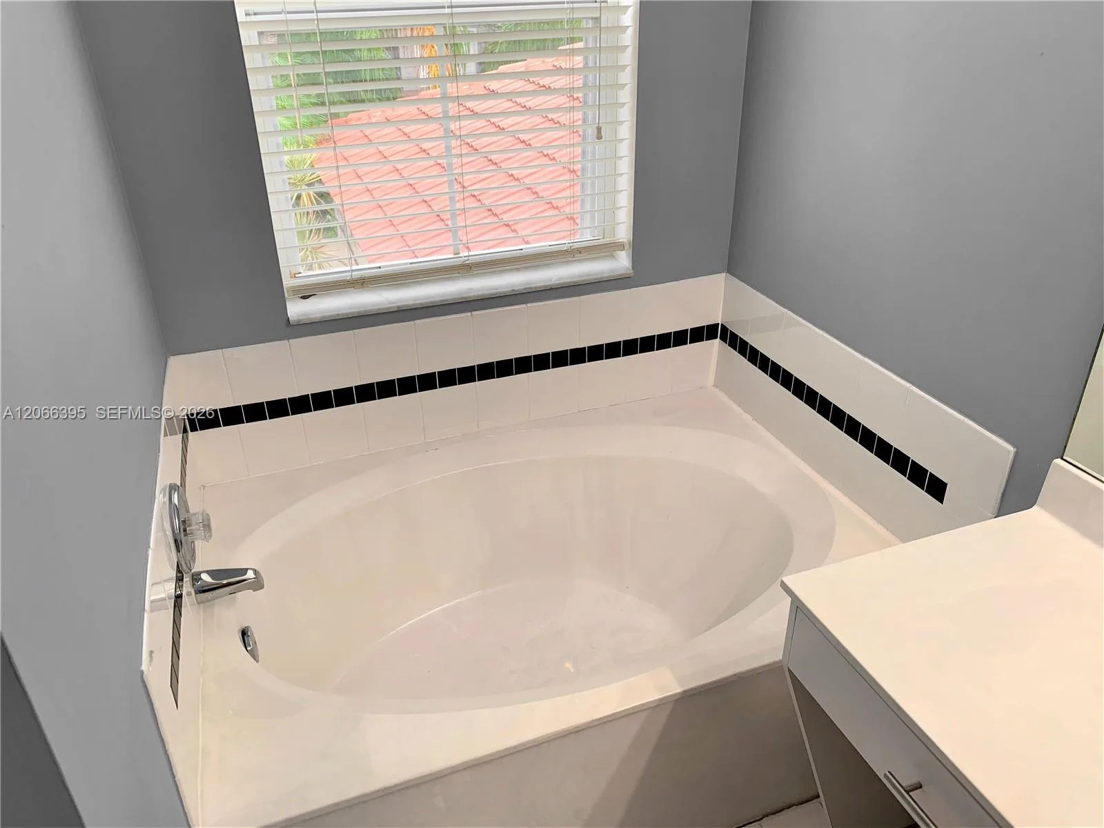 1130 Buttonwood Ln # -, Hollywood, FL 33019 photo 6