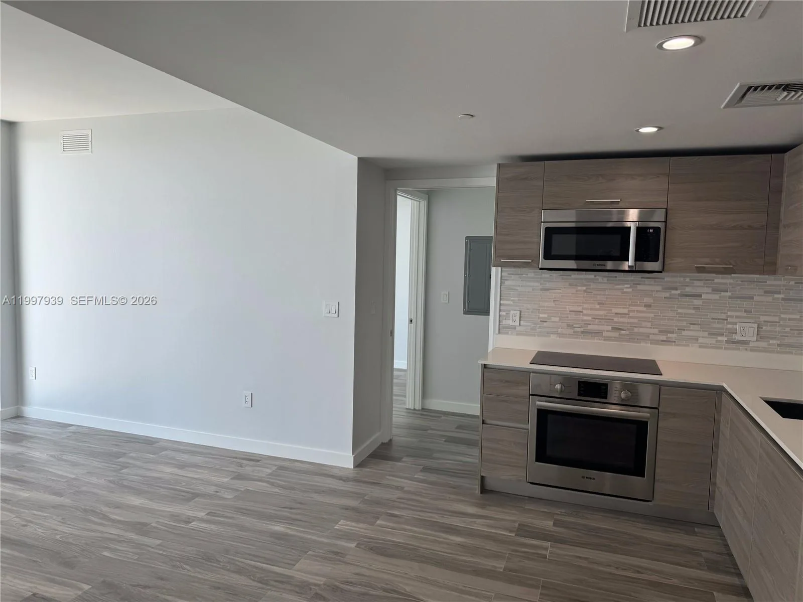 1300 S Miami Ave # 4007, Miami, FL 33130 photo 2