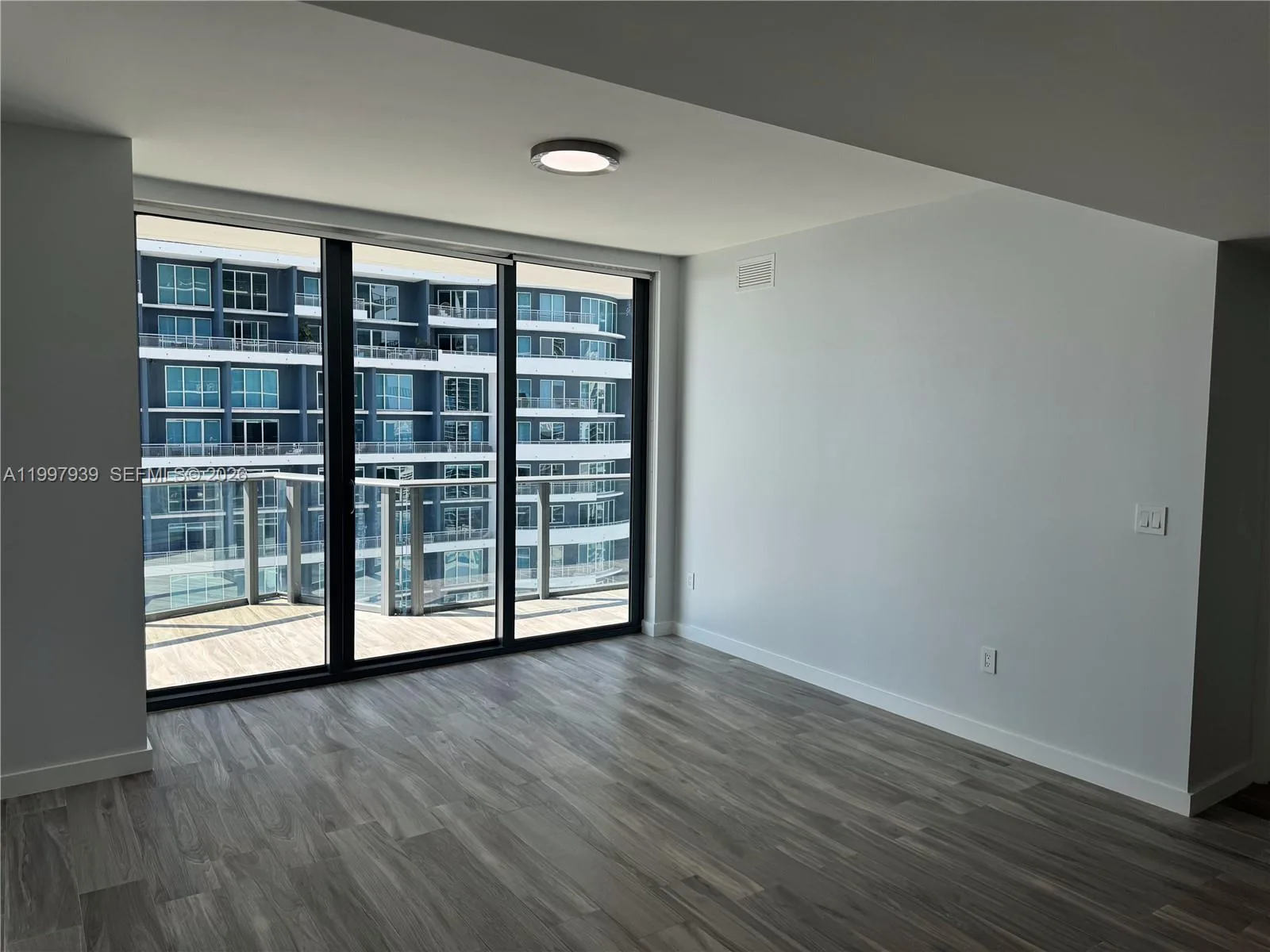 1300 S Miami Ave # 4007, Miami, FL 33130 photo 3