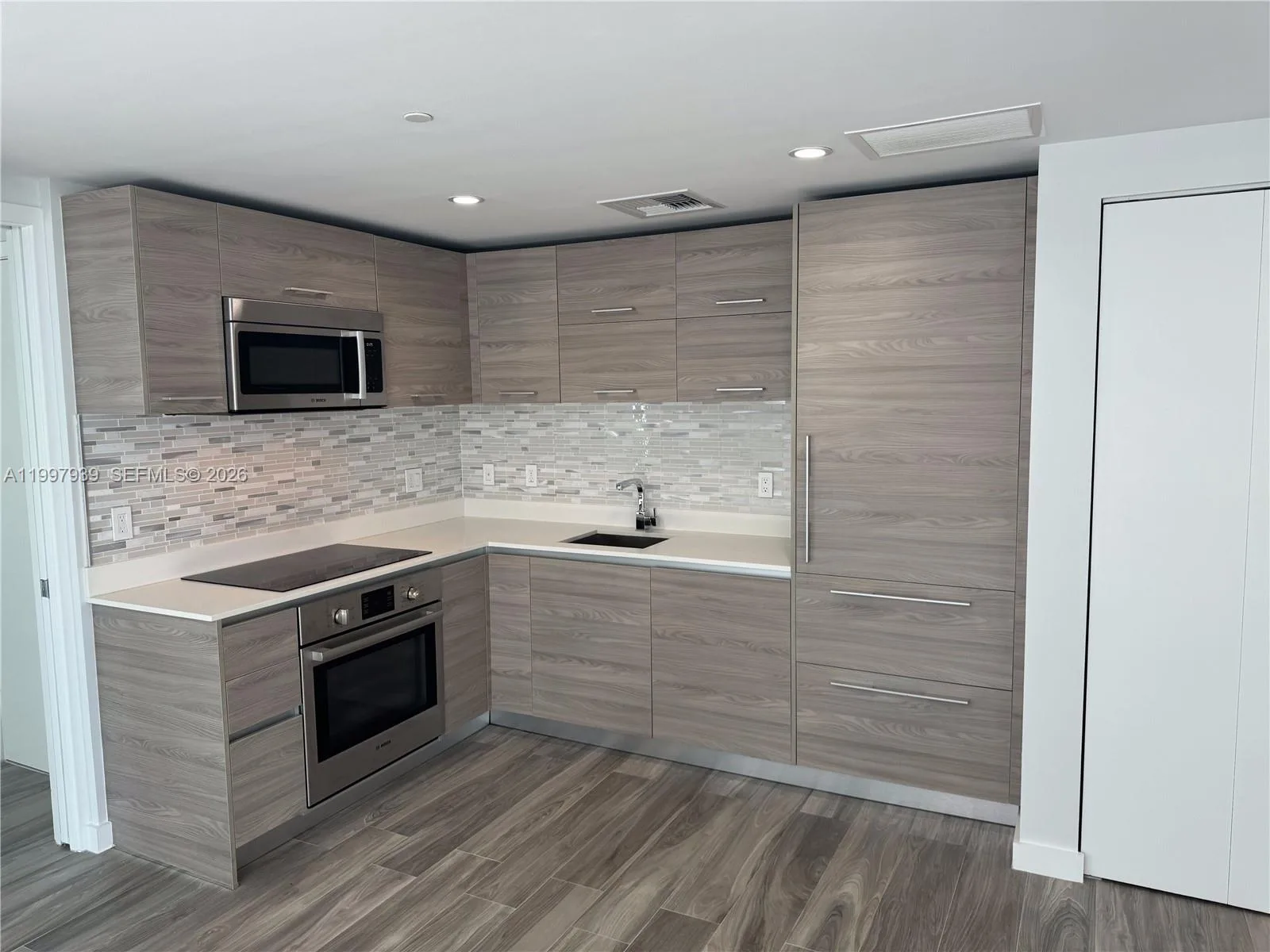 1300 S Miami Ave # 4007, Miami, FL 33130 photo 8