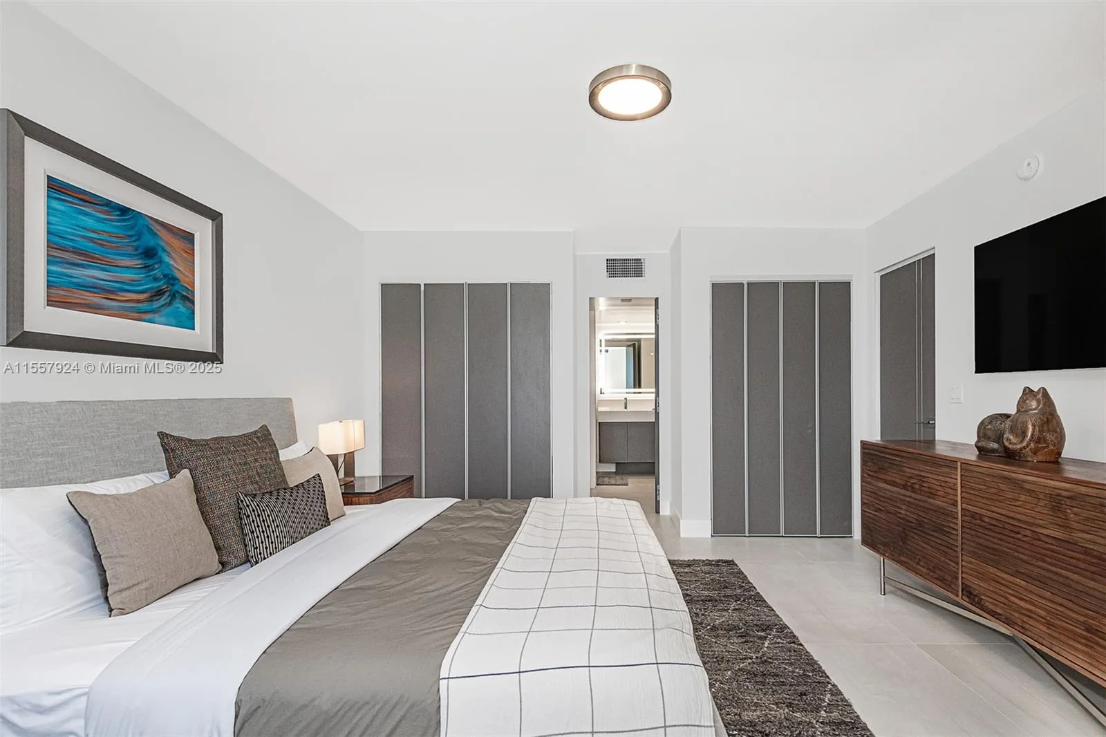 2301 Collins Ave # 1440, Miami Beach, FL 33139 photo 12