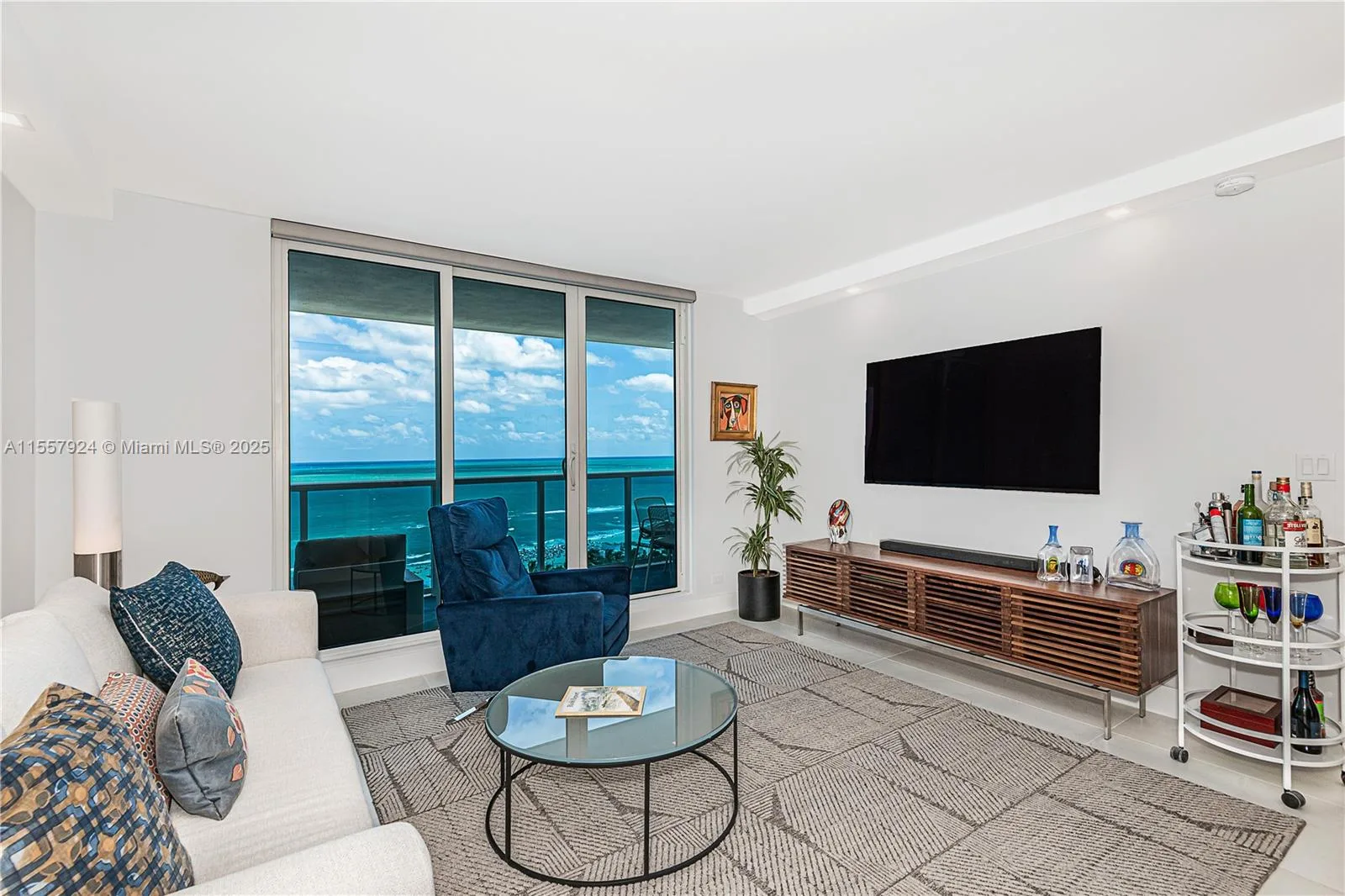 2301 Collins Ave # 1440, Miami Beach, FL 33139 photo 2