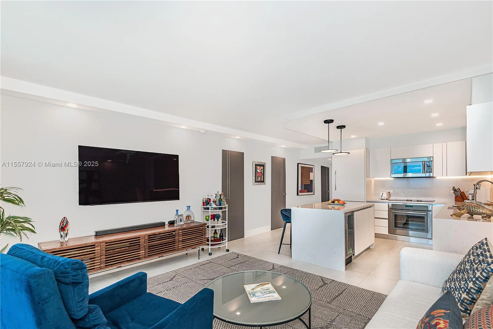 2301 Collins Ave # 1440, Miami Beach, FL 33139 photo 5