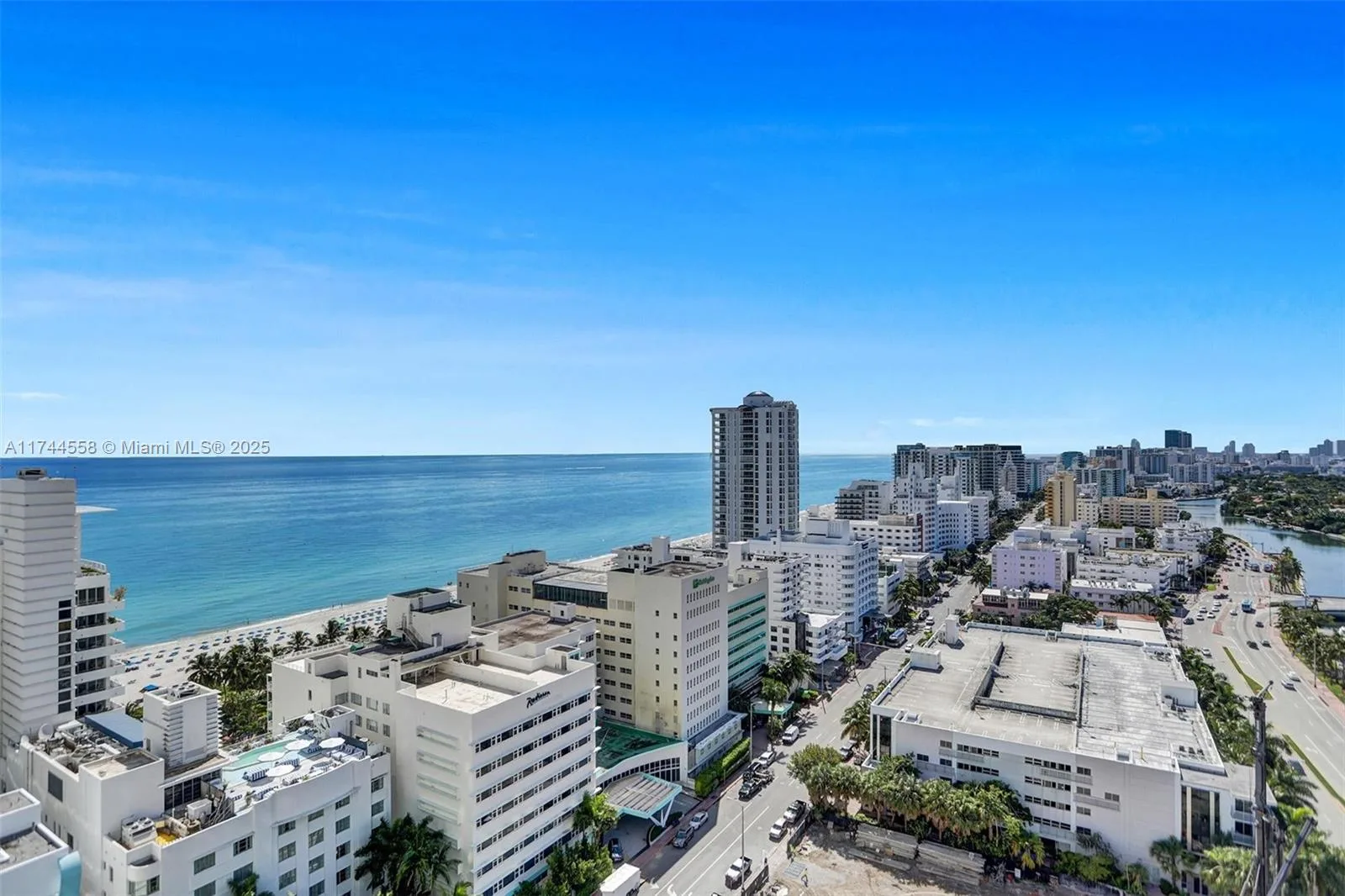 4401 Collins Ave # 2114/2116, Miami Beach, FL 33140