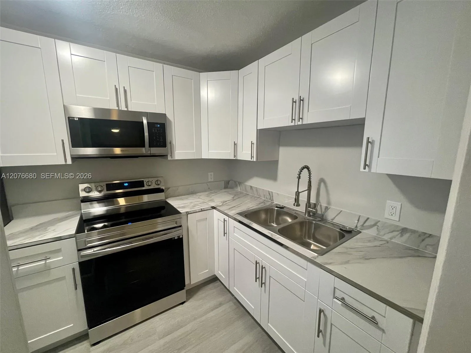 1077 SE 22nd Ave # N8, Pompano Beach, FL 33062 photo 3