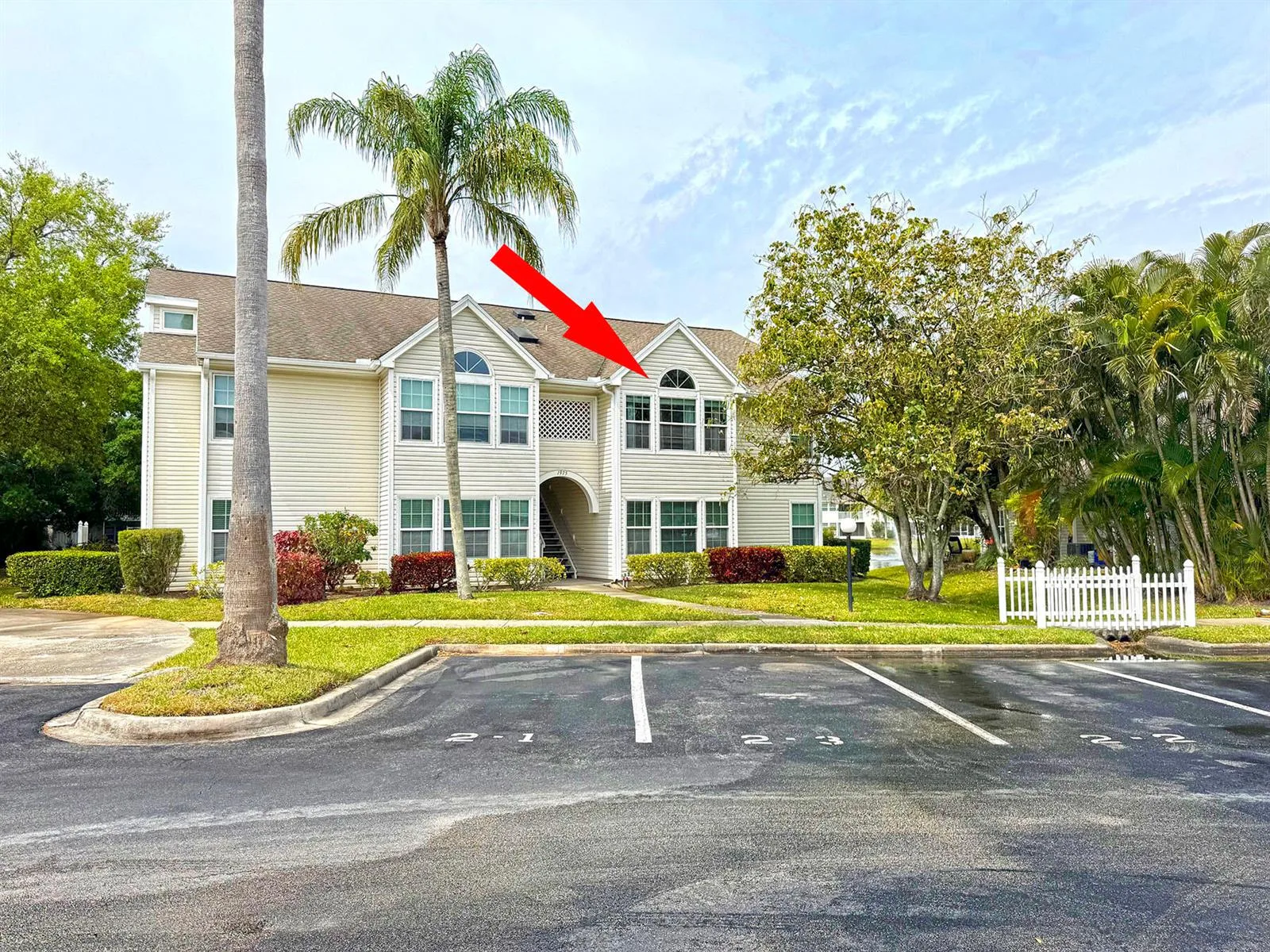 1975 Westminster Circle # 4, Vero Beach, FL 32966 photo 2