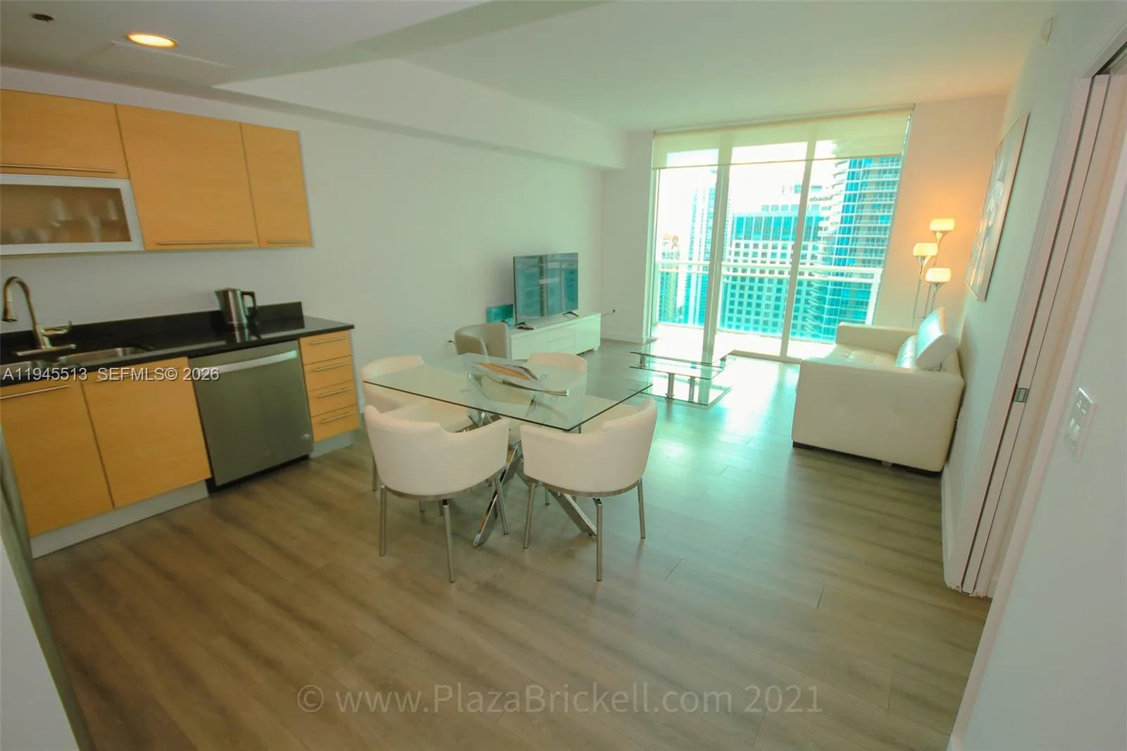 950 Brickell Bay Dr # 3609, Miami, FL 33131