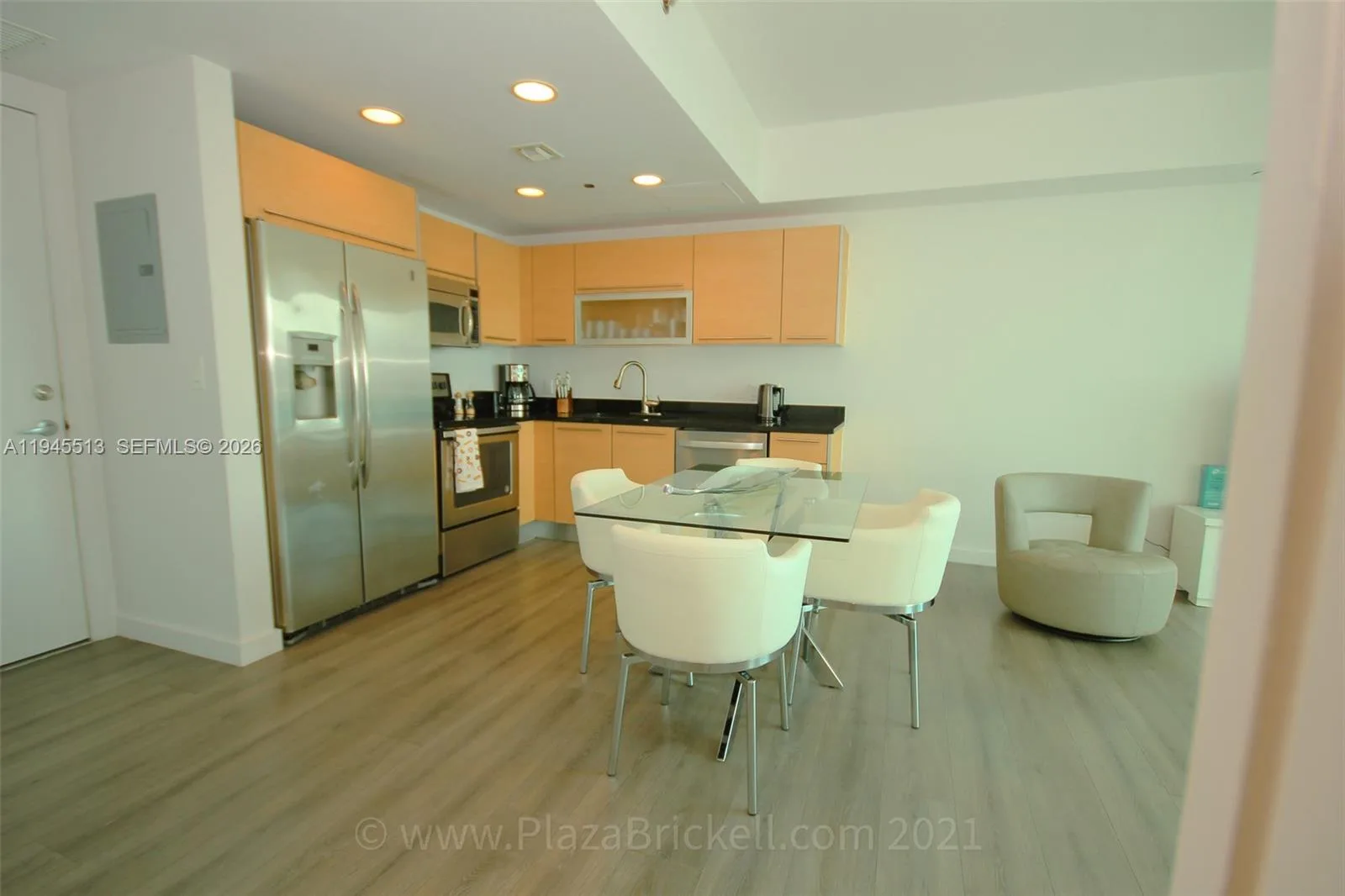 950 Brickell Bay Dr # 3609, Miami, FL 33131 photo 8