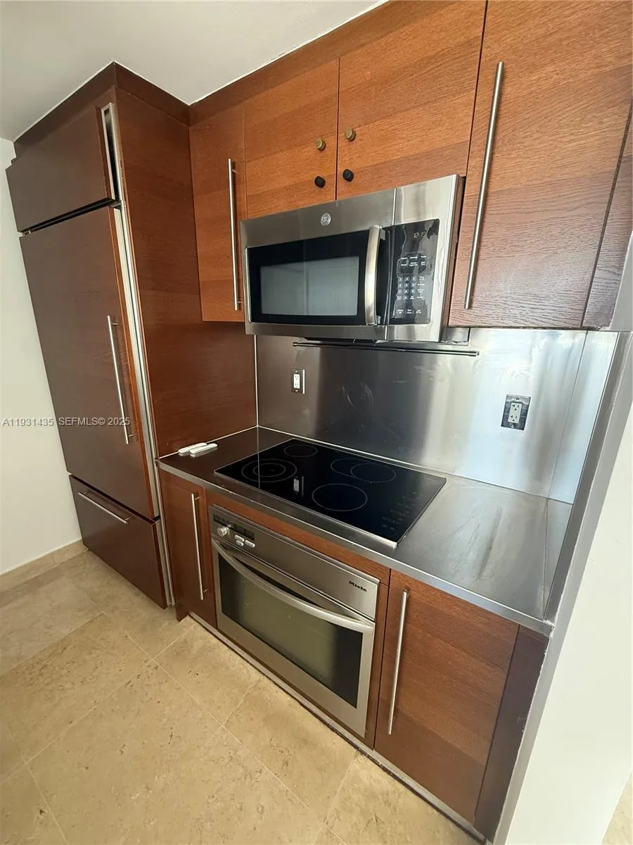 450 Alton Rd # 2508, Miami Beach, FL 33139 photo 5