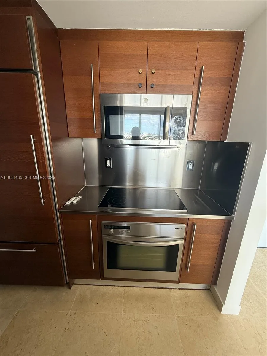 450 Alton Rd # 2508, Miami Beach, FL 33139 photo 6
