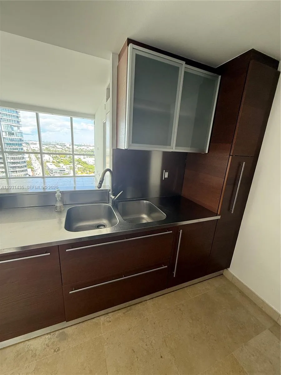 450 Alton Rd # 2508, Miami Beach, FL 33139 photo 7