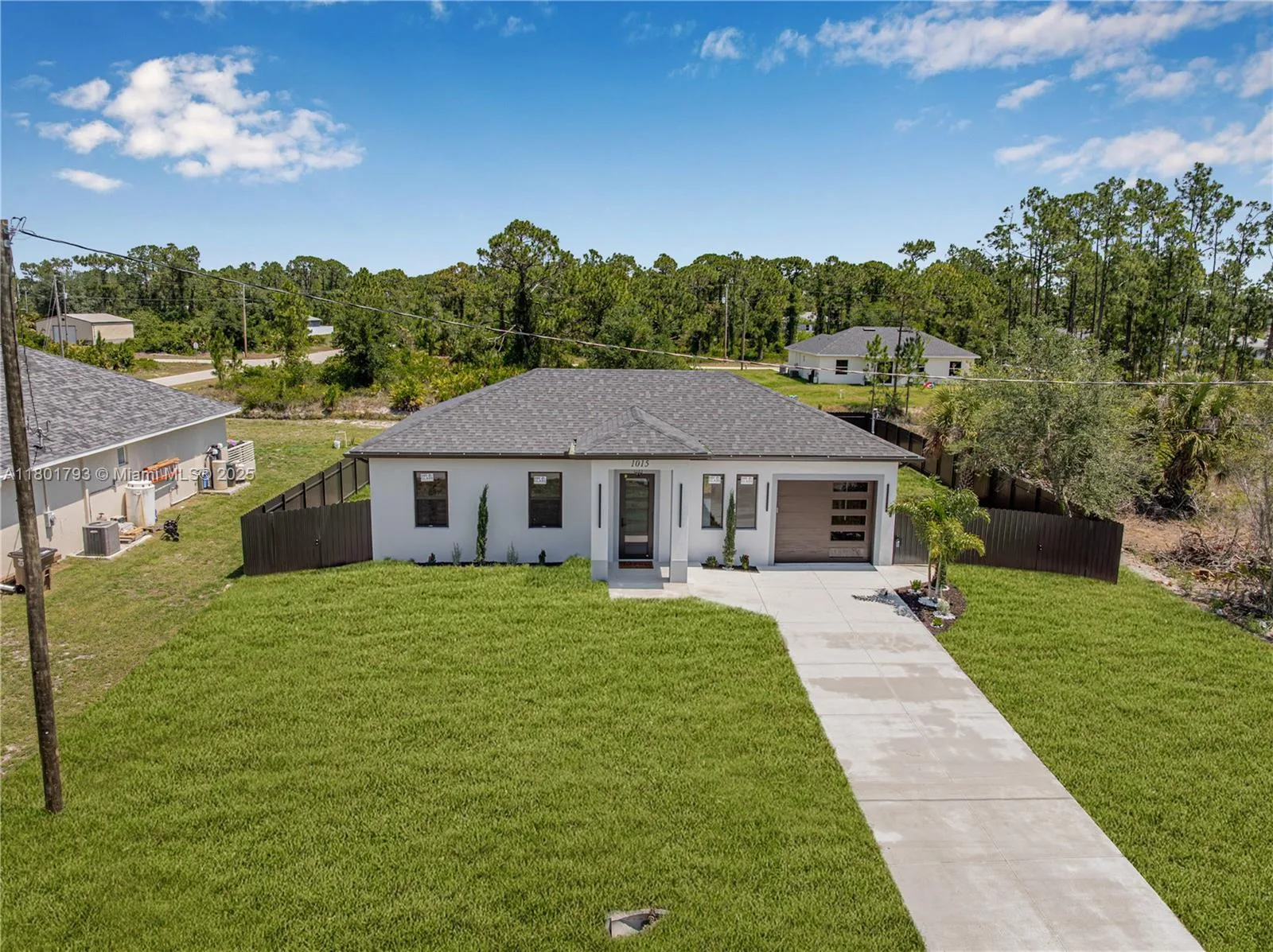 1015 E WINTERS ST, Lehigh Acres, FL 33974