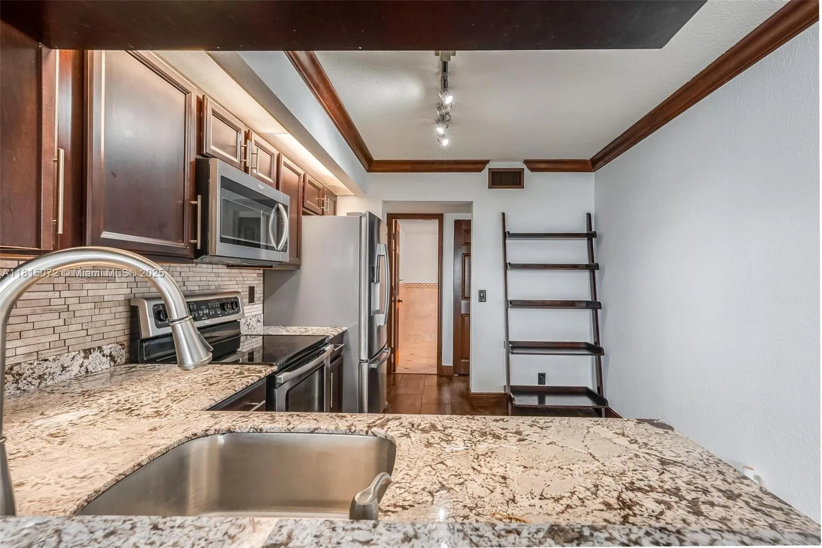 106 Lake Emerald Dr # 210, Oakland Park, FL 33309 photo 9