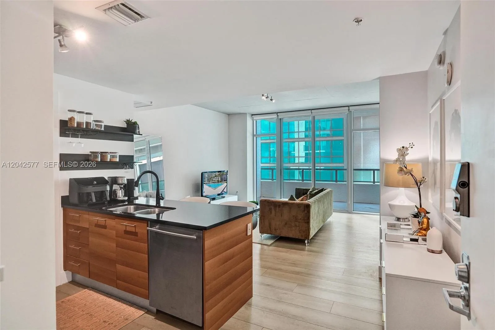3301 NE 1st Ave # L0302, Miami, FL 33137