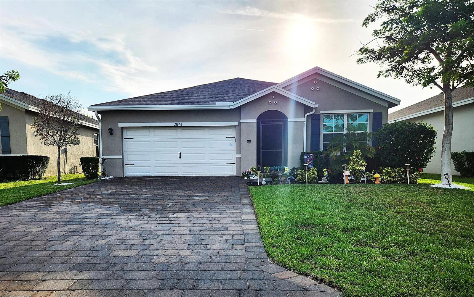 2841 NE BREEZEWAY Circle, Jensen Beach, FL 34957 photo 2