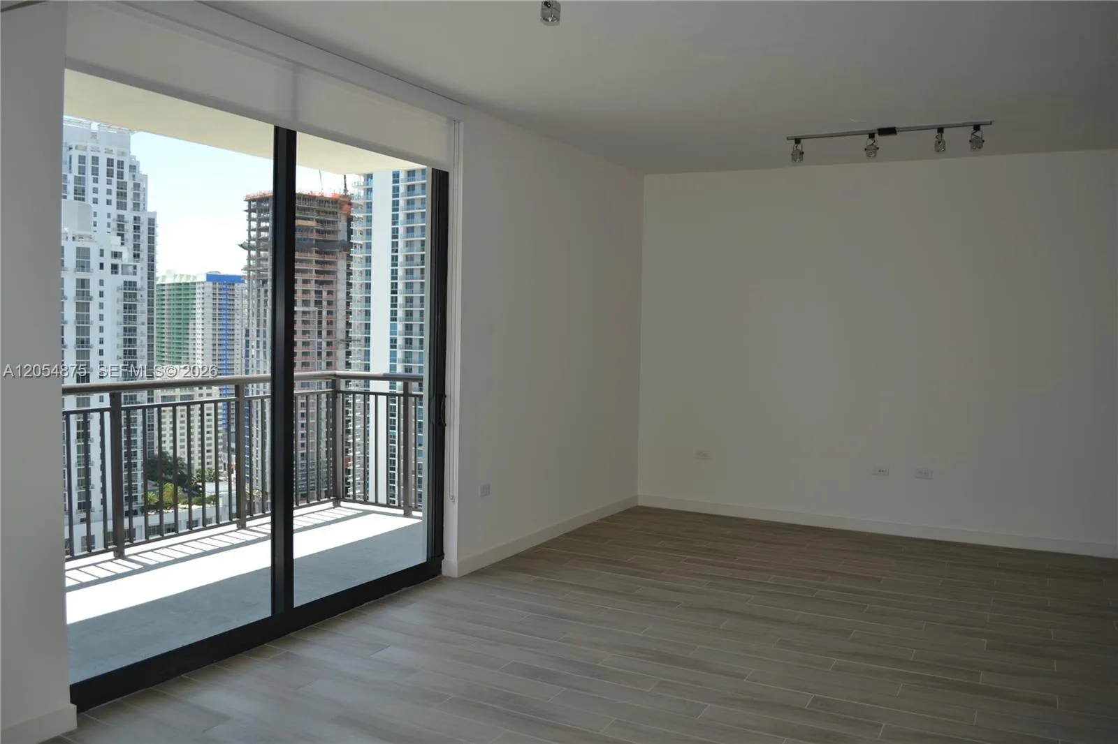 999 SW 1st Ave # 3302, Miami, FL 33130 — zdjęcie 4