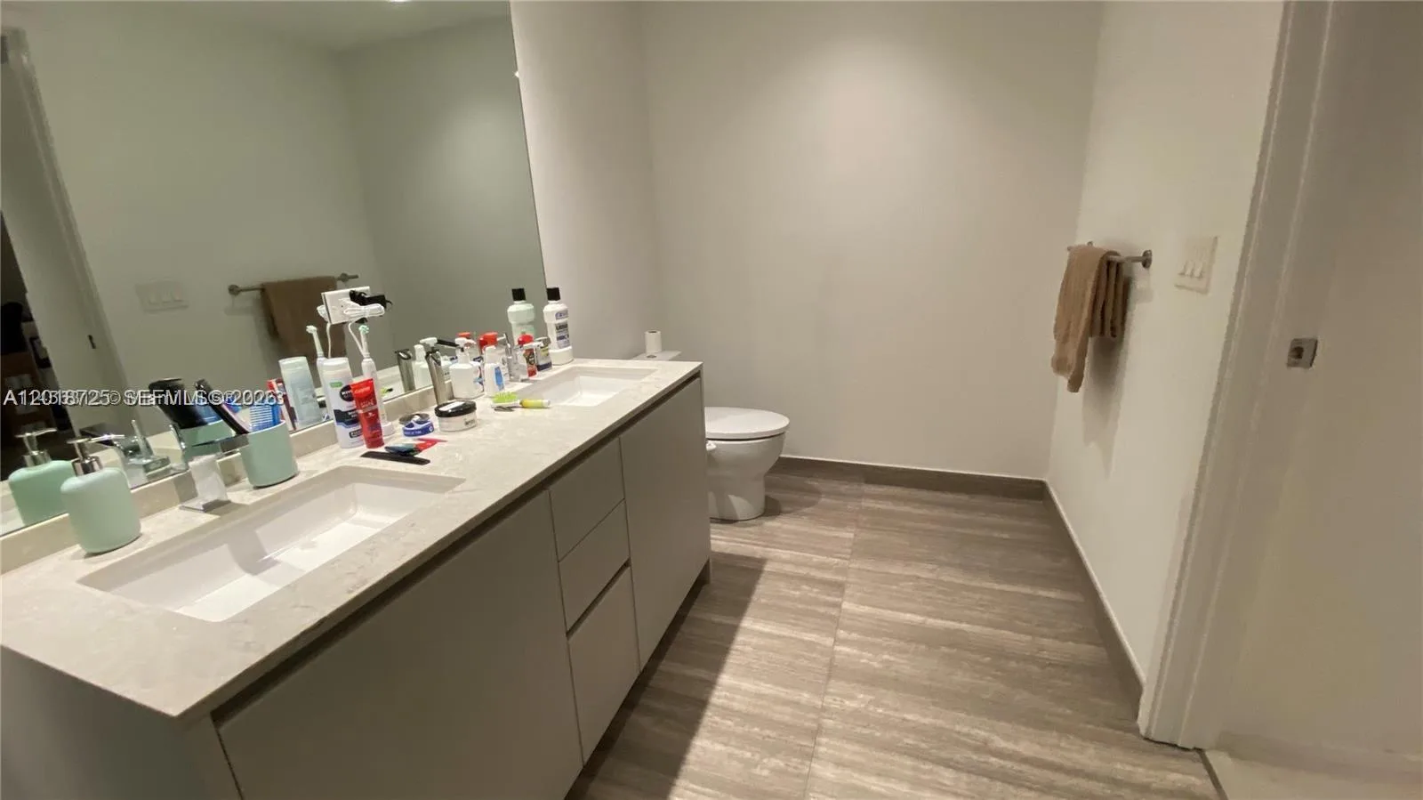 1010 Brickell Ave # 2208, Miami, FL 33131 photo 8
